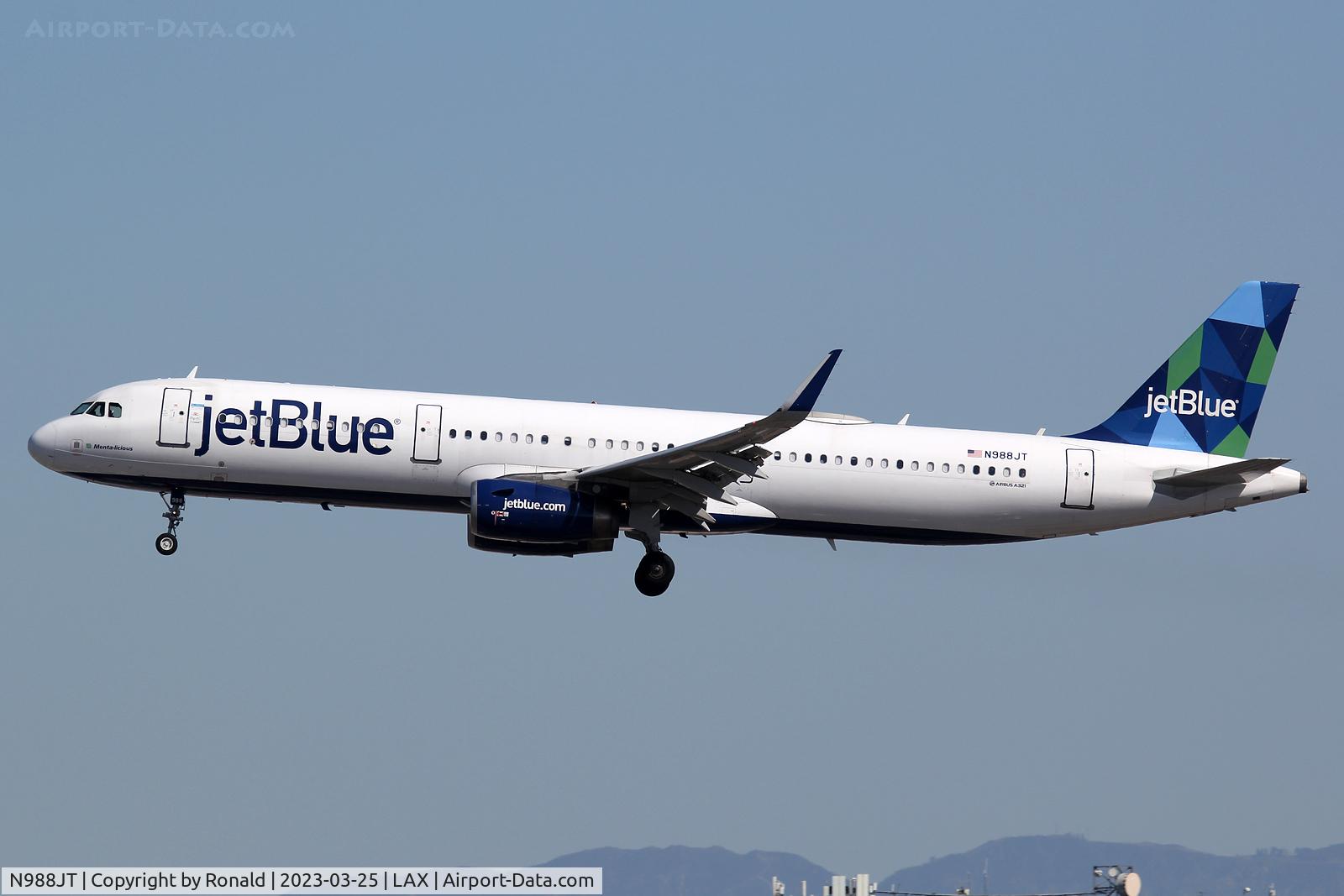 N988JT, 2017 Airbus A321-231 C/N 7956, at lax