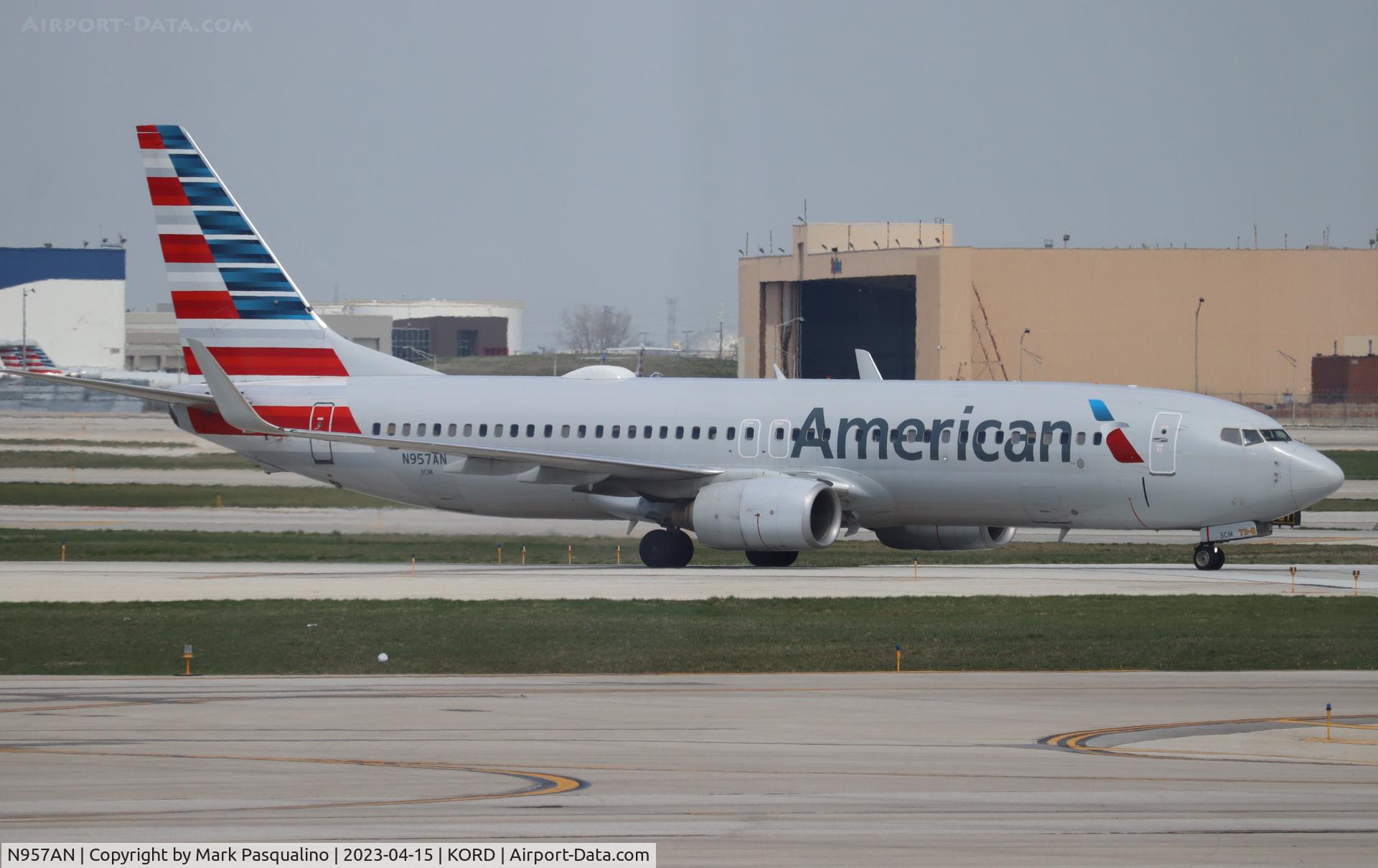 N957AN, 2001 Boeing 737-823 C/N 29541, Boeing 737-823