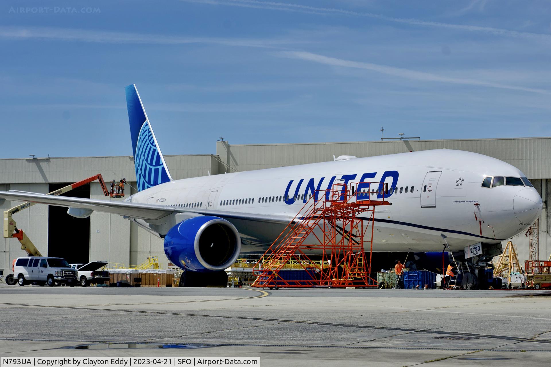 N793UA, 1997 Boeing 777-222 C/N 26946, SFO 2023.