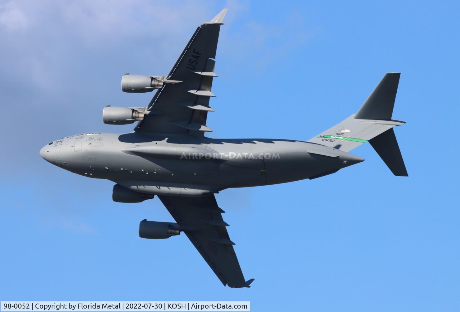 98-0052, 1998 Boeing C-17A Globemaster III C/N 50056/P-52, USAF C-17A zx