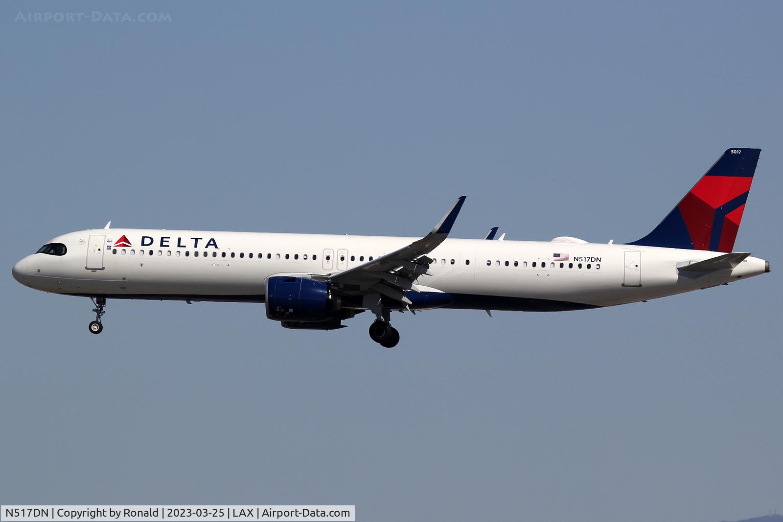 N517DN, Airbus A321-271NX C/N 11078, at lax