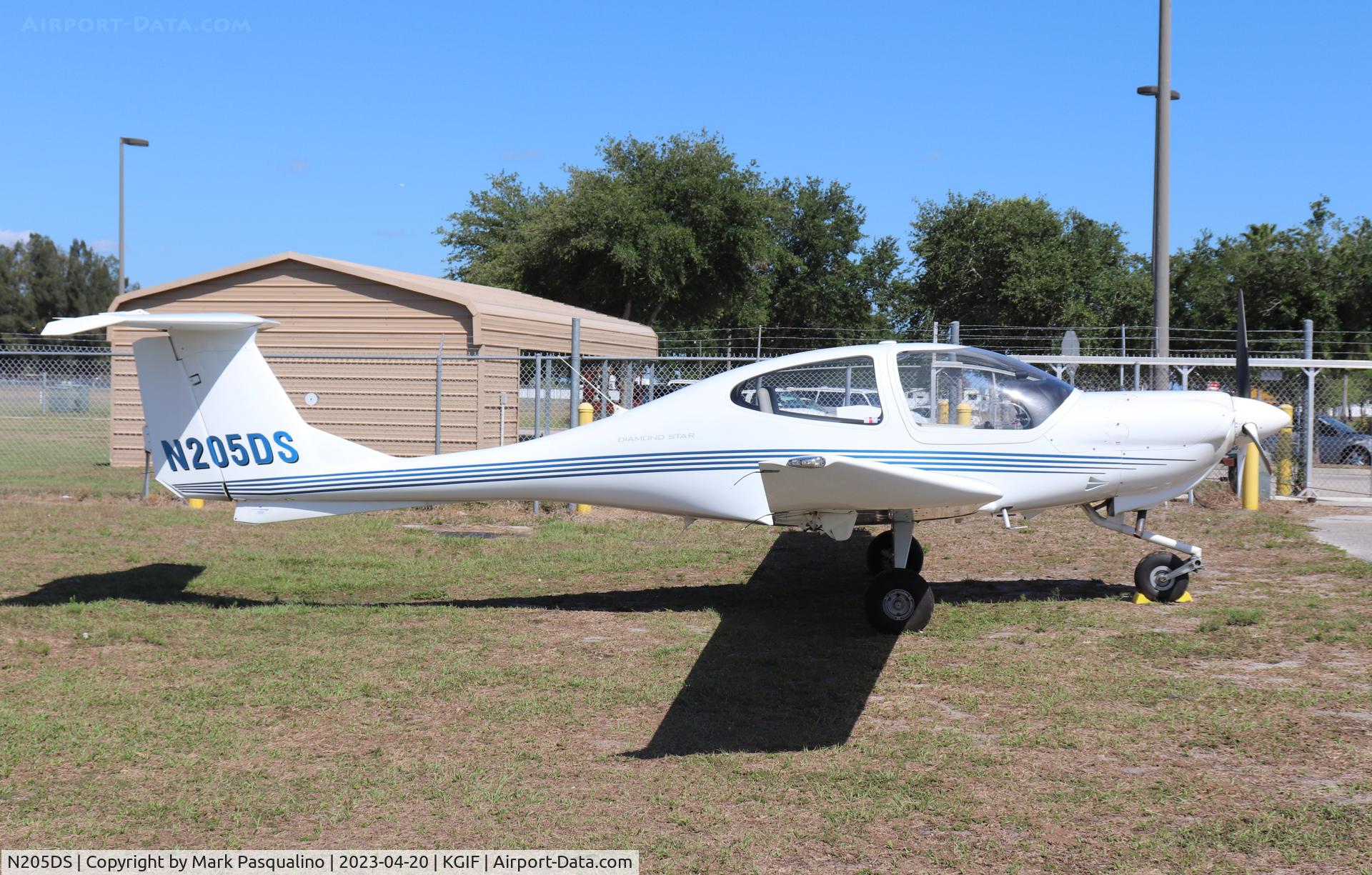 N205DS, 2002 Diamond DA-40 Diamond Star C/N 40.205, Diamond DA-40