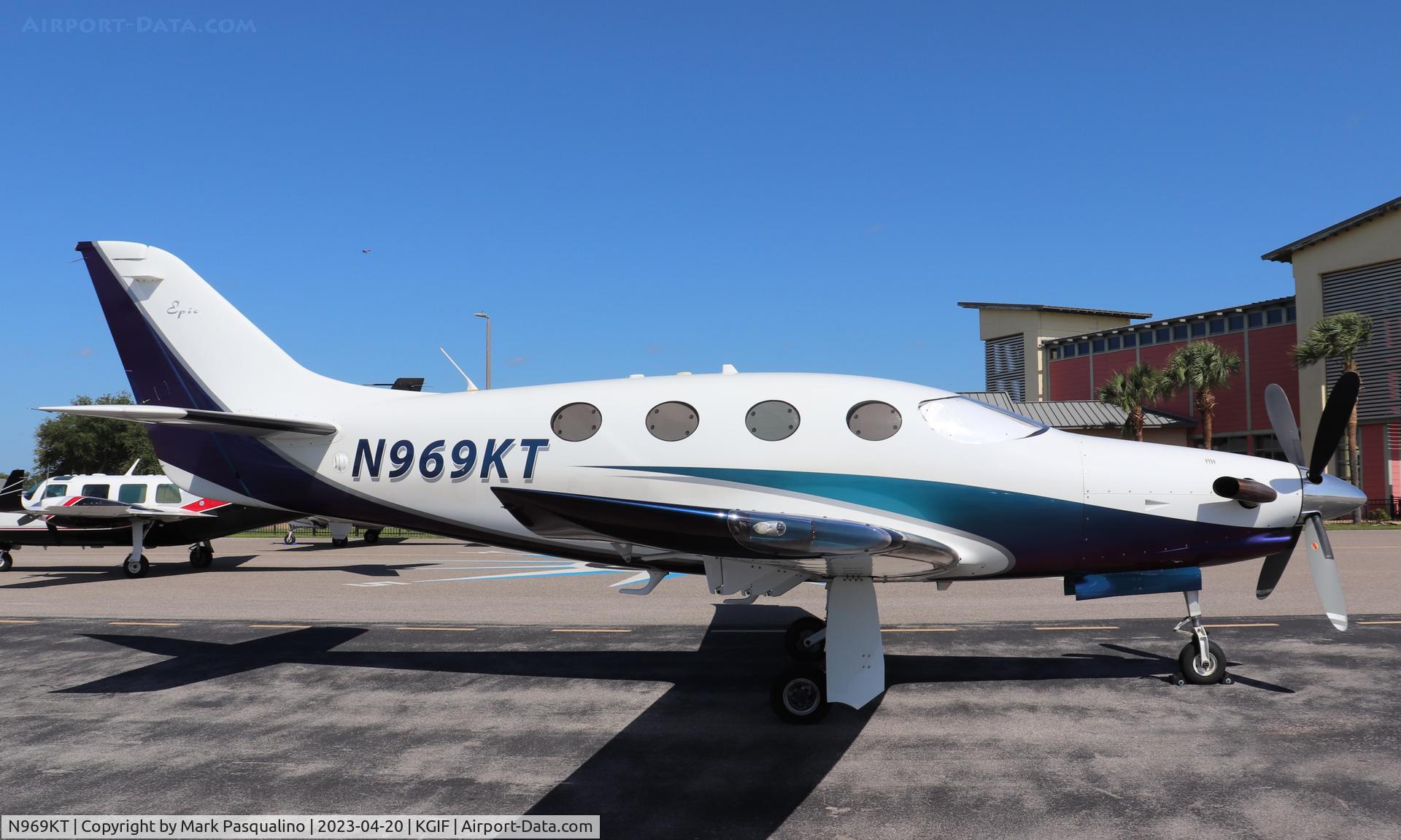N969KT, 2012 Epic LT C/N 042, Epic LT