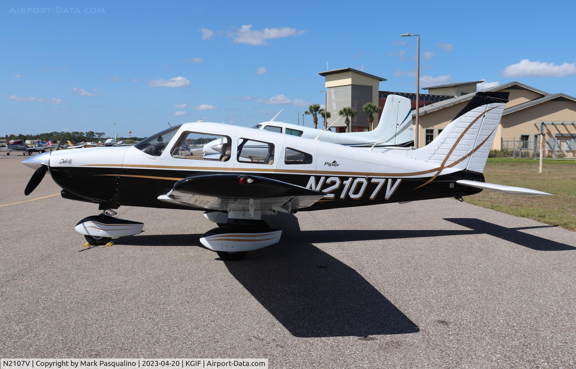 N2107V, 1979 Piper PA-28-236 Dakota C/N 28-7911127, Piper PA-28-236