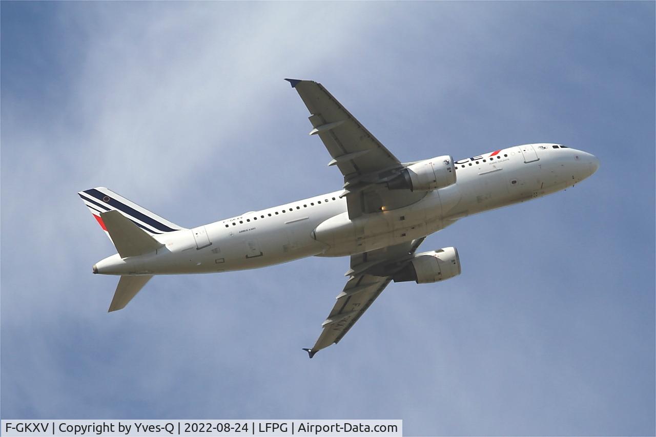 F-GKXV, 2009 Airbus A320-214 C/N 4084, Airbus A320-214, Climbing from rwy 09R, Roissy Charles De Gaulle airport (LFPG-CDG)
