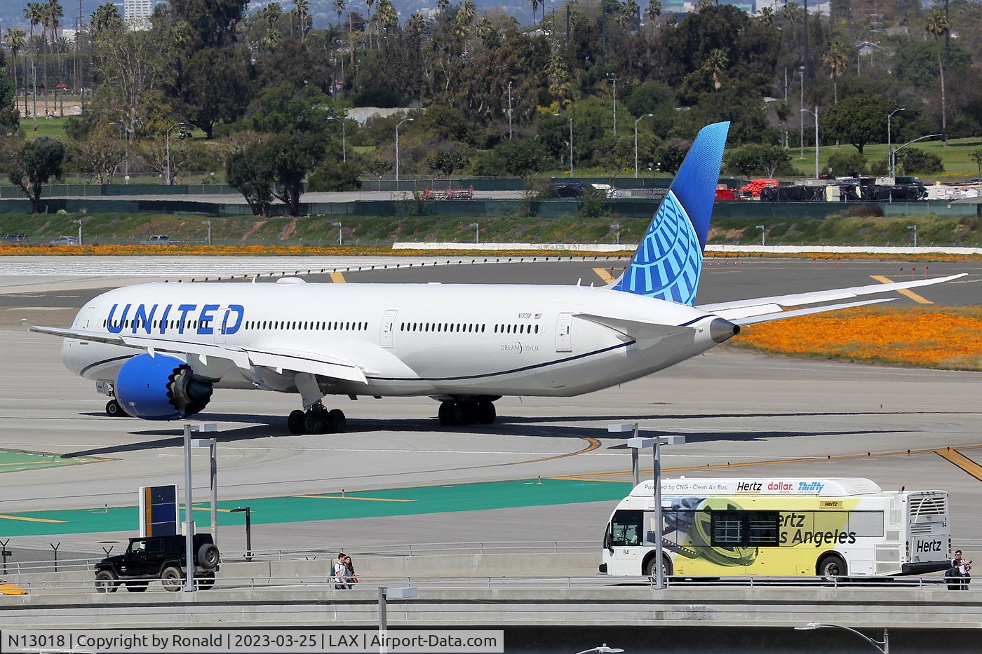 N13018, 1973 Cessna 172M C/N 17262447, at lax