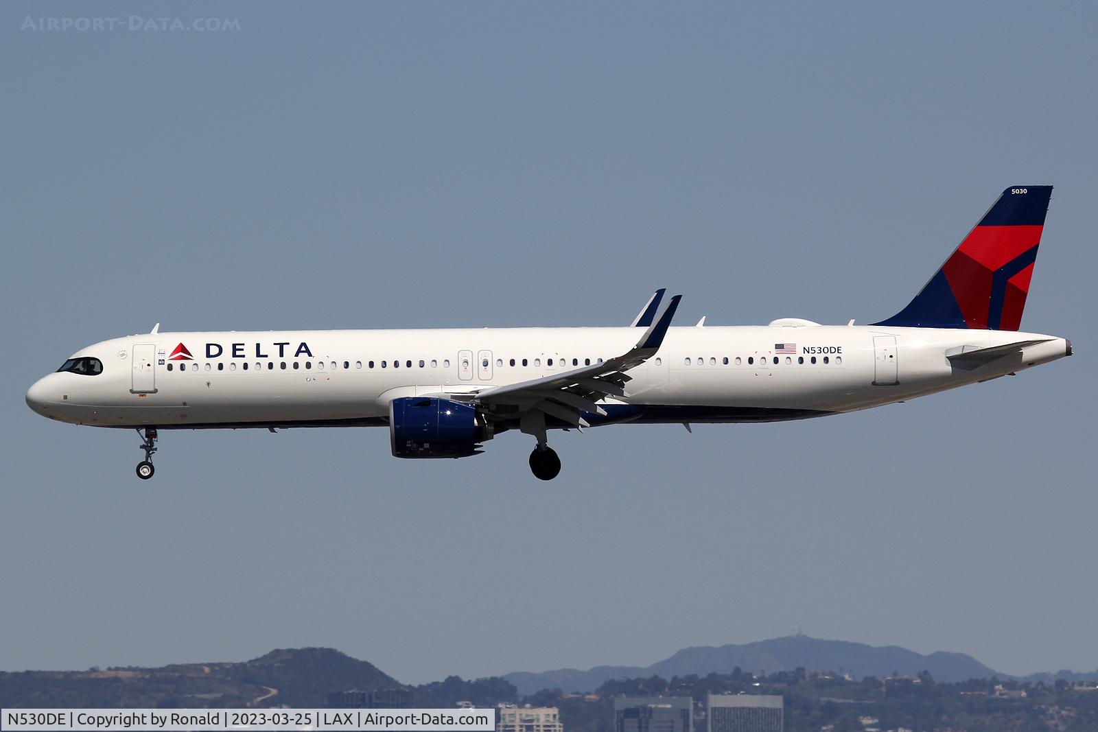 N530DE, 2022 Airbus A321-271NX C/N 10920, at lax