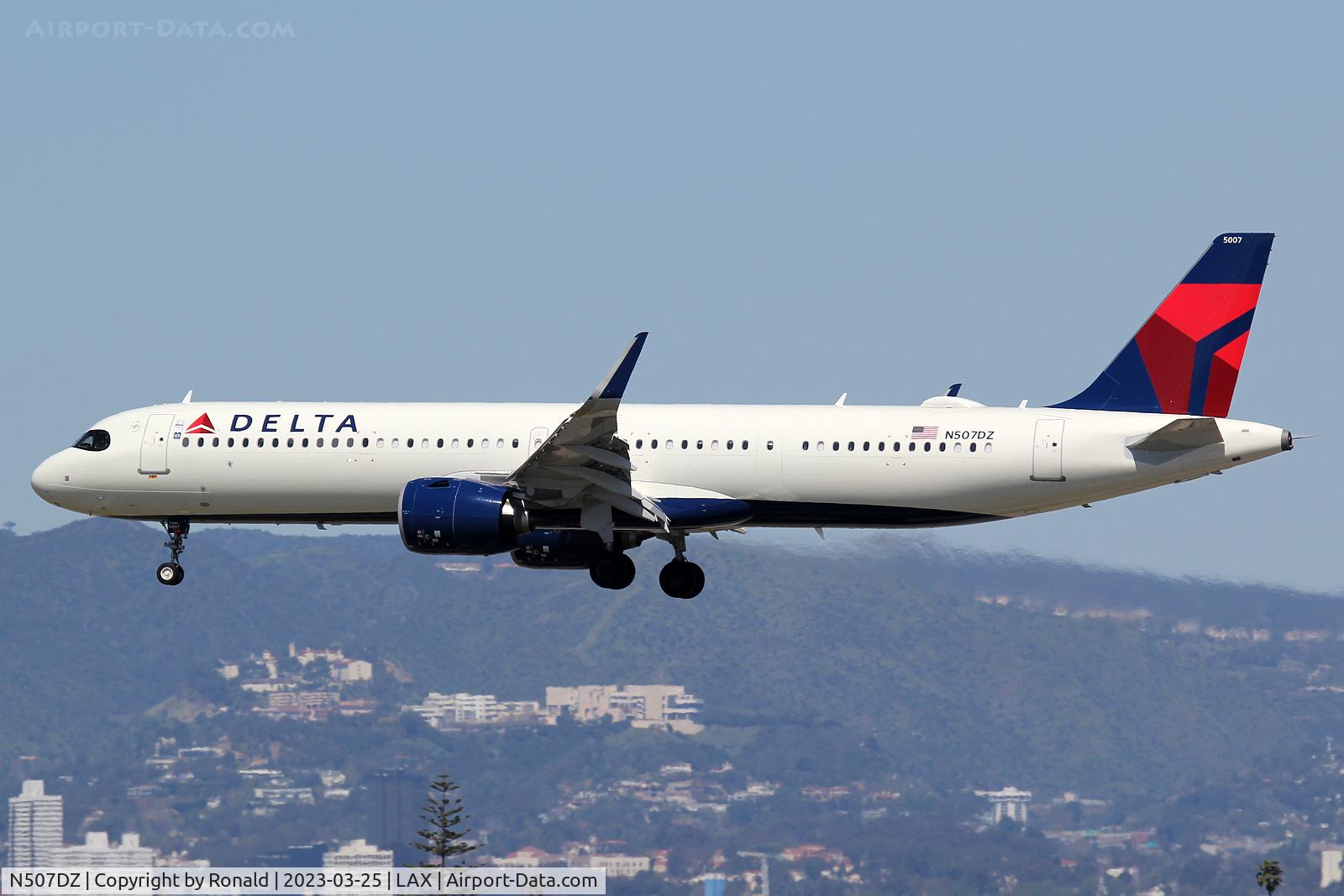N507DZ, Airbus A321-271NX C/N 10975, at lax