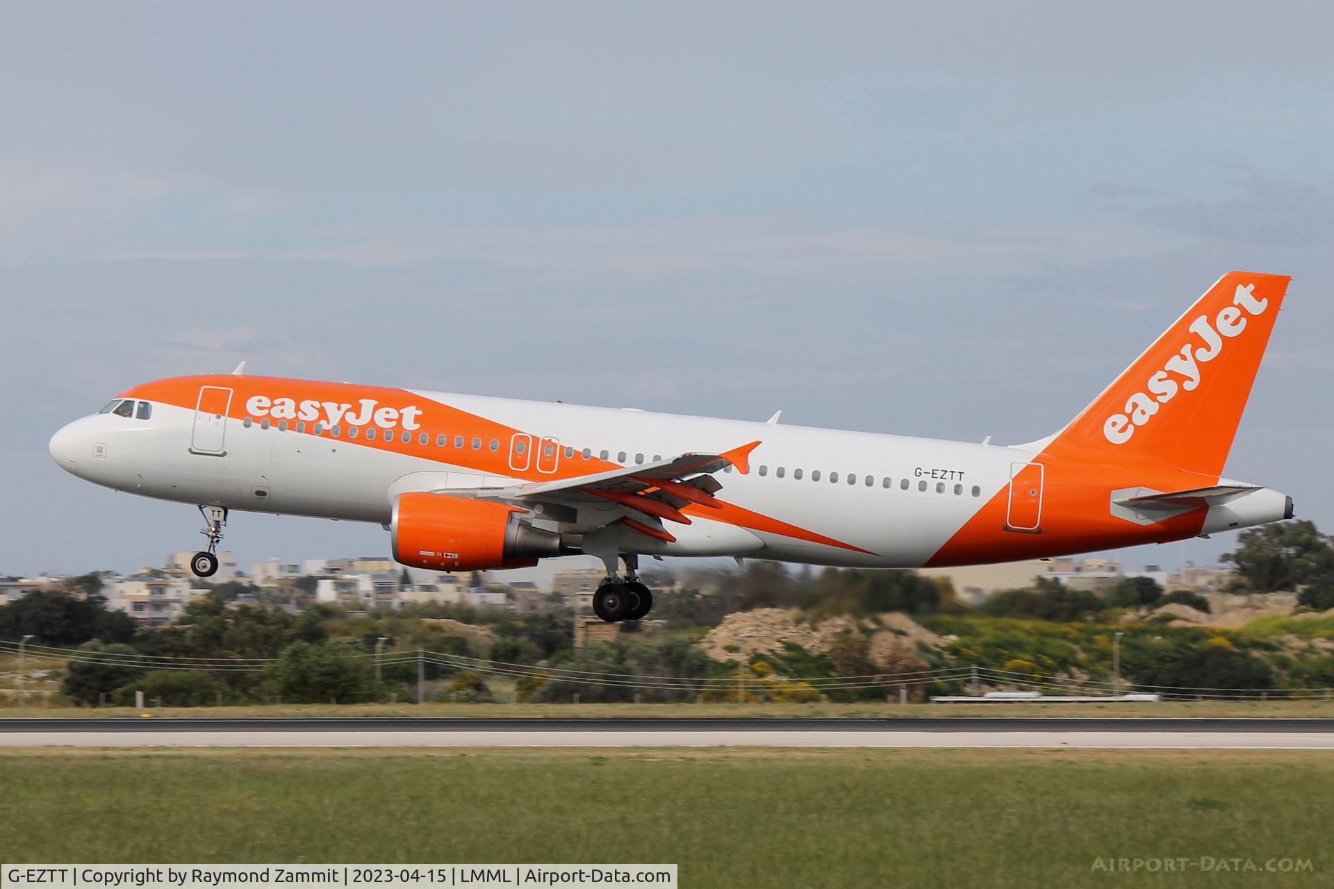 G-EZTT, 2010 Airbus A320-214 C/N 4219, A320 G-EZTT Easyjet