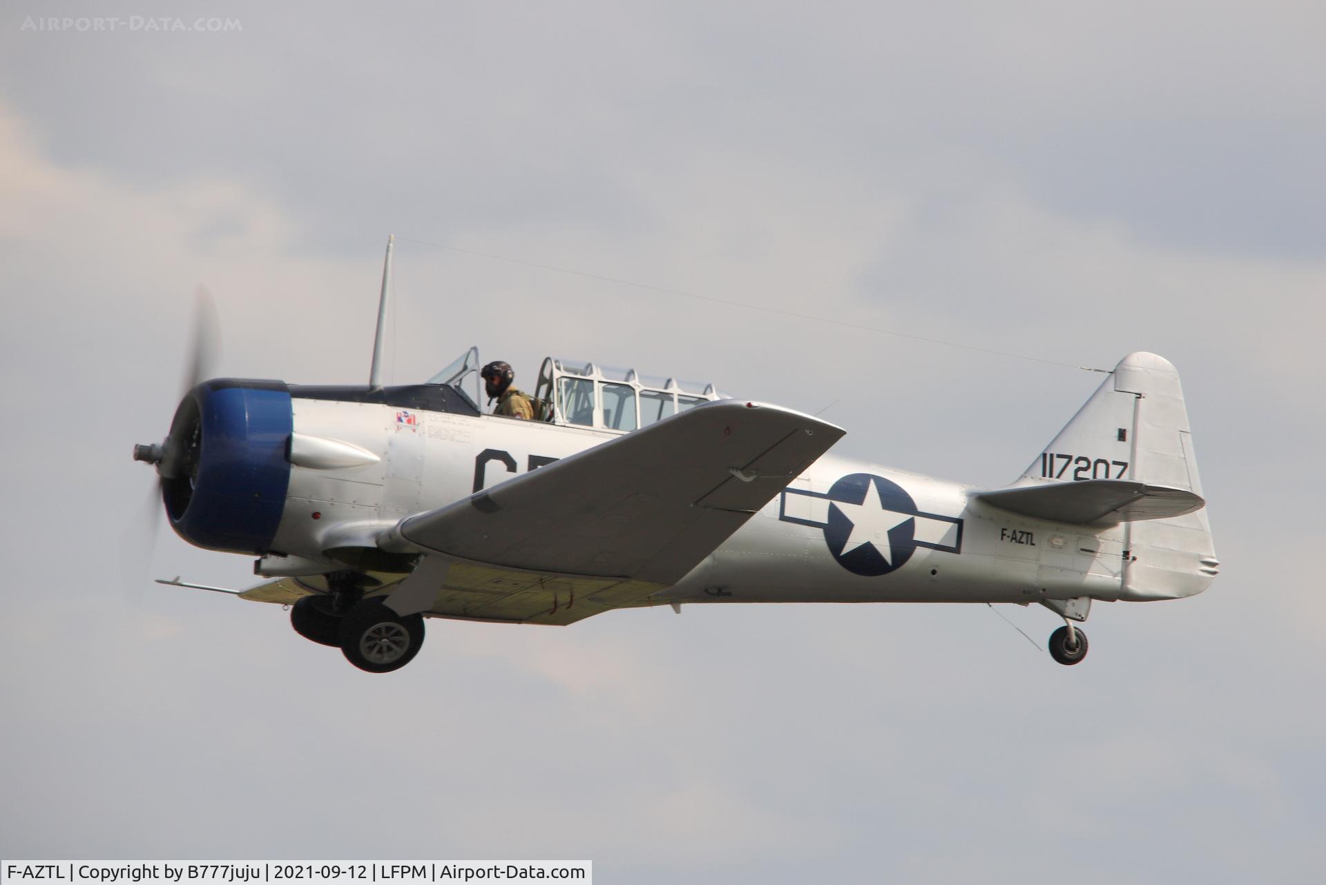 F-AZTL, 1942 North American T-6G Texan C/N 182-789, during Paris Air Legend 2021