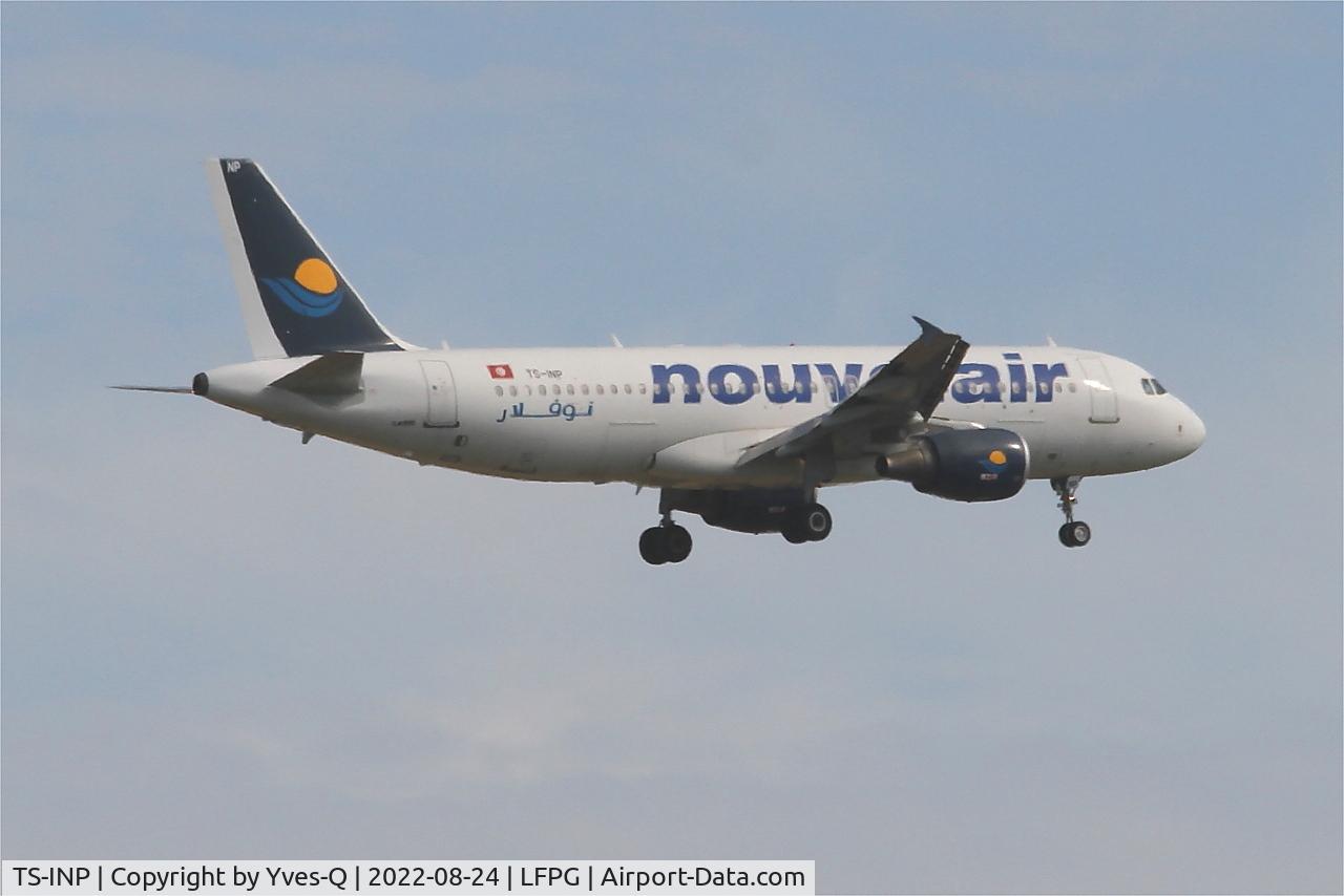TS-INP, 2001 Airbus A320-214 C/N 1597, Airbus A320-214, On final rwy 09L, Roissy Charles De Gaulle airport (LFPG-CDG)
