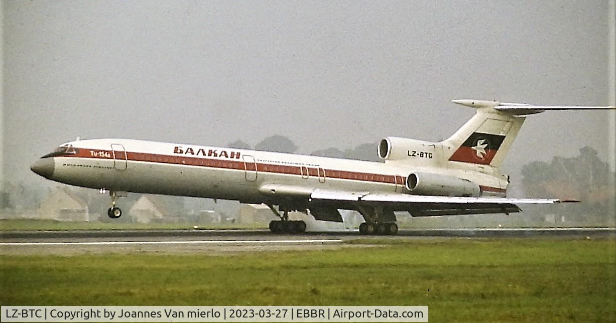 LZ-BTC, 1973 Tupolev Tu-154B C/N 73A036, Slide scan