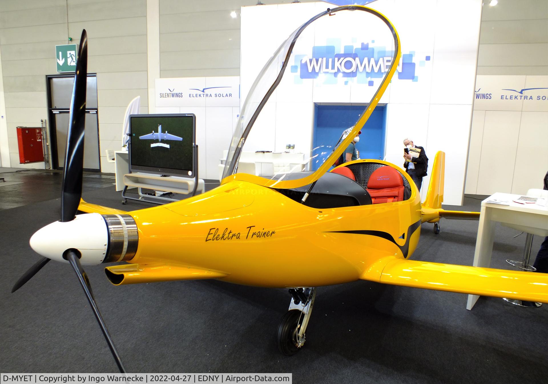 D-MYET, 2022 Elektra Solar Elektra Trainer C/N 001, Elektra Solar Elektra Trainer prototype (here displayed without registration) at the AERO 2022, Friedrichshafen