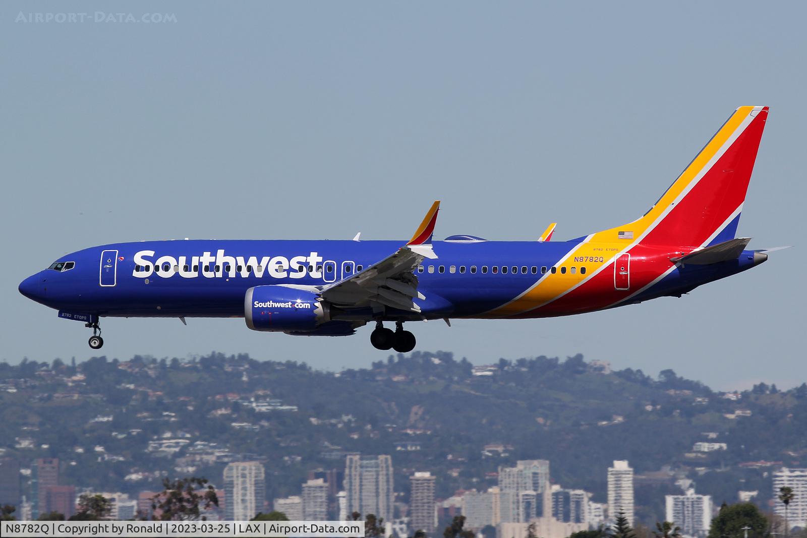 N8782Q, Boeing 737-8 MAX C/N 67759, at lax