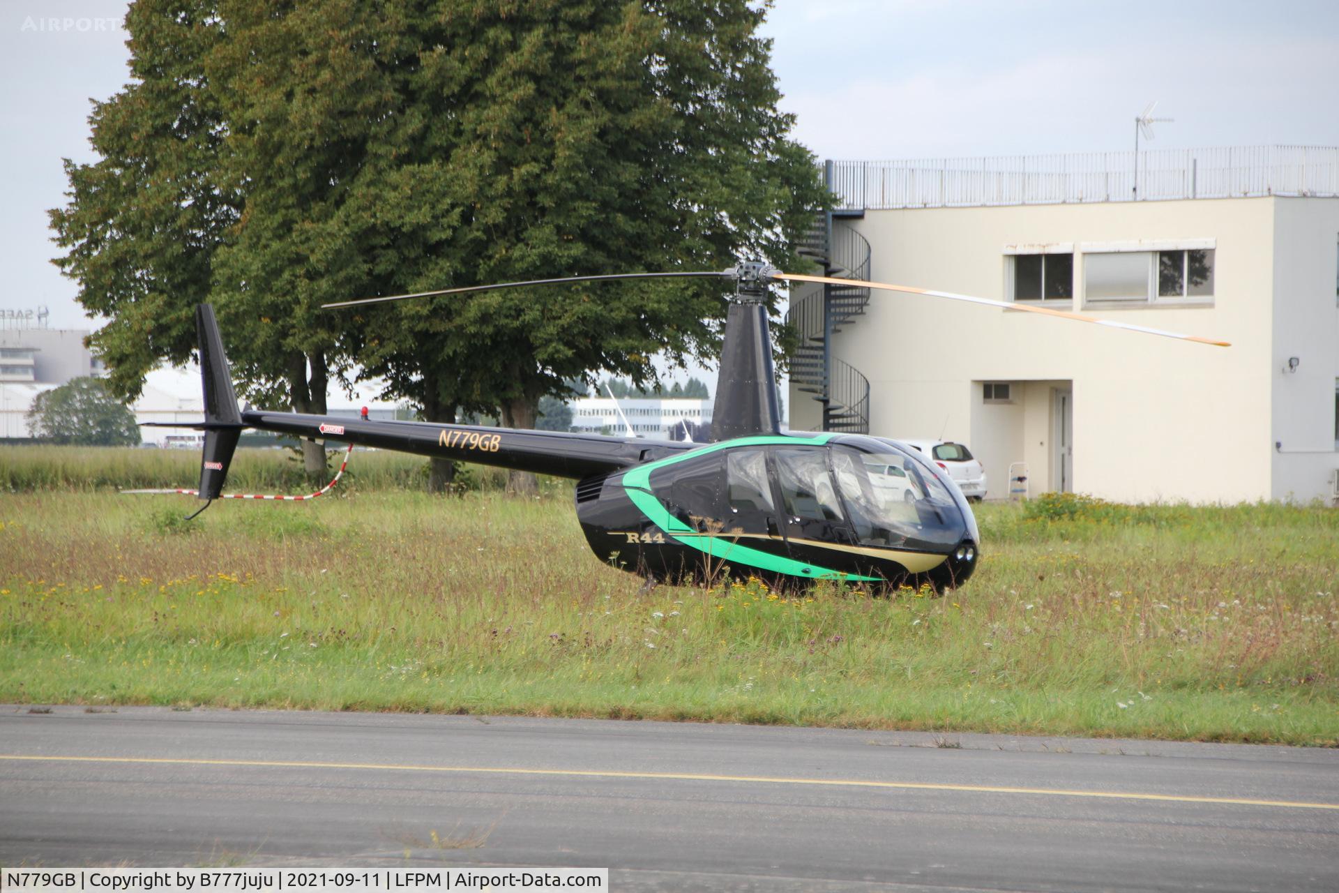 N779GB, 2004 Robinson R44 Clipper II C/N 10574, during Paris Air Legend 2021