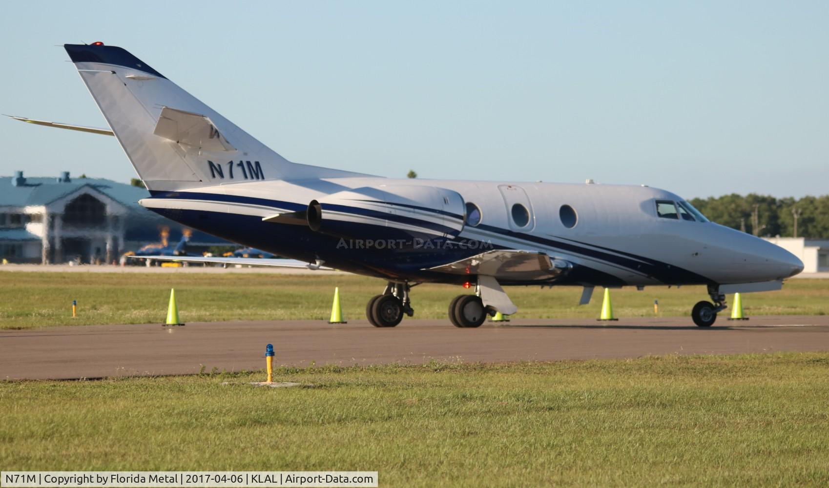 N71M, 1986 Dassault Falcon 10 C/N 208, Falcon 10 zx