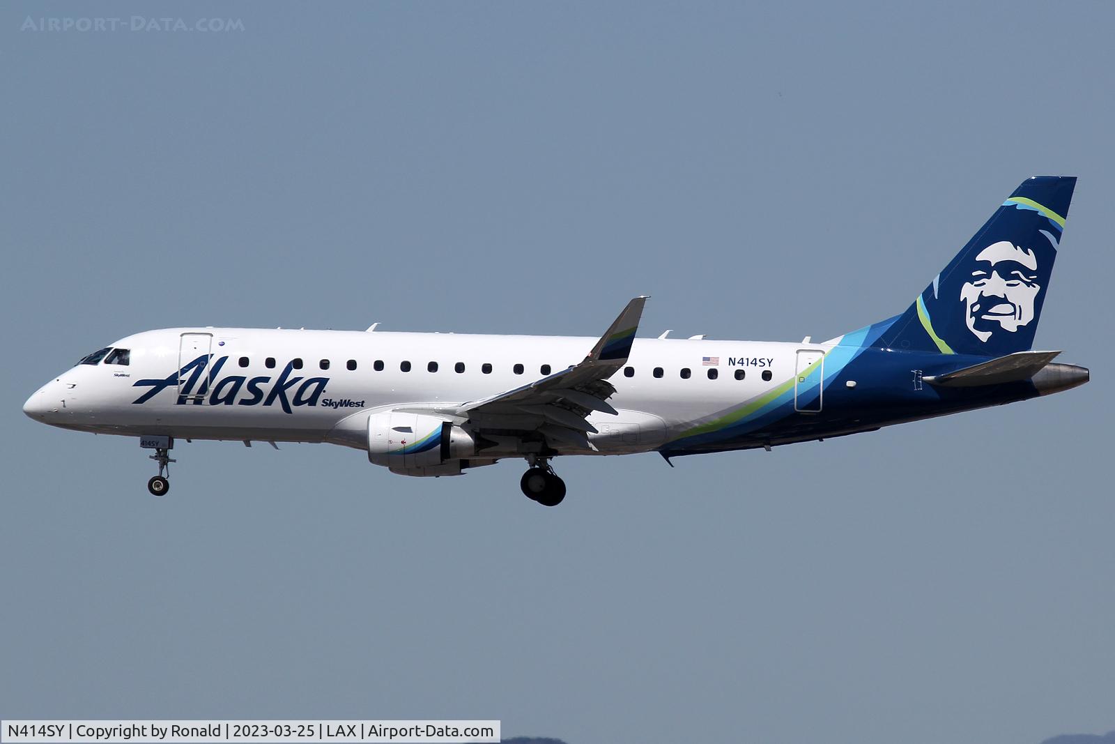 N414SY, Embraer 170-200LR C/N 17000910, at lax