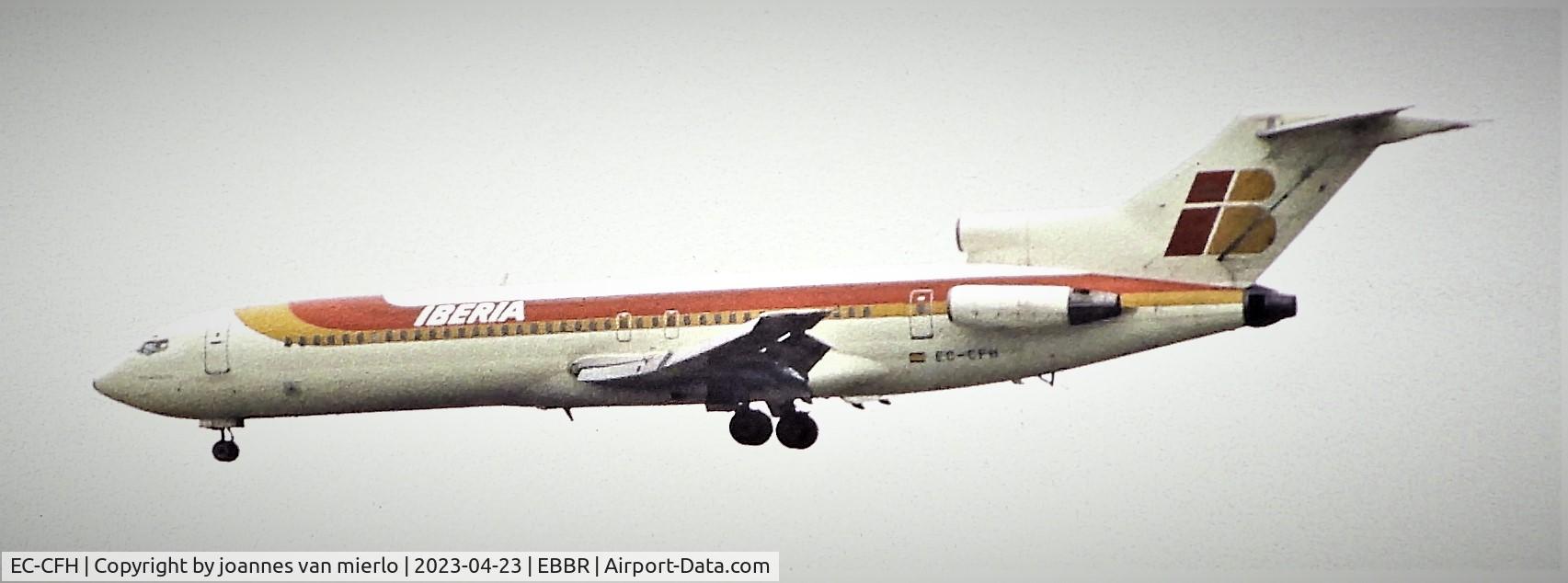 EC-CFH, 1974 Boeing 727-256 C/N 20818, Slide scan