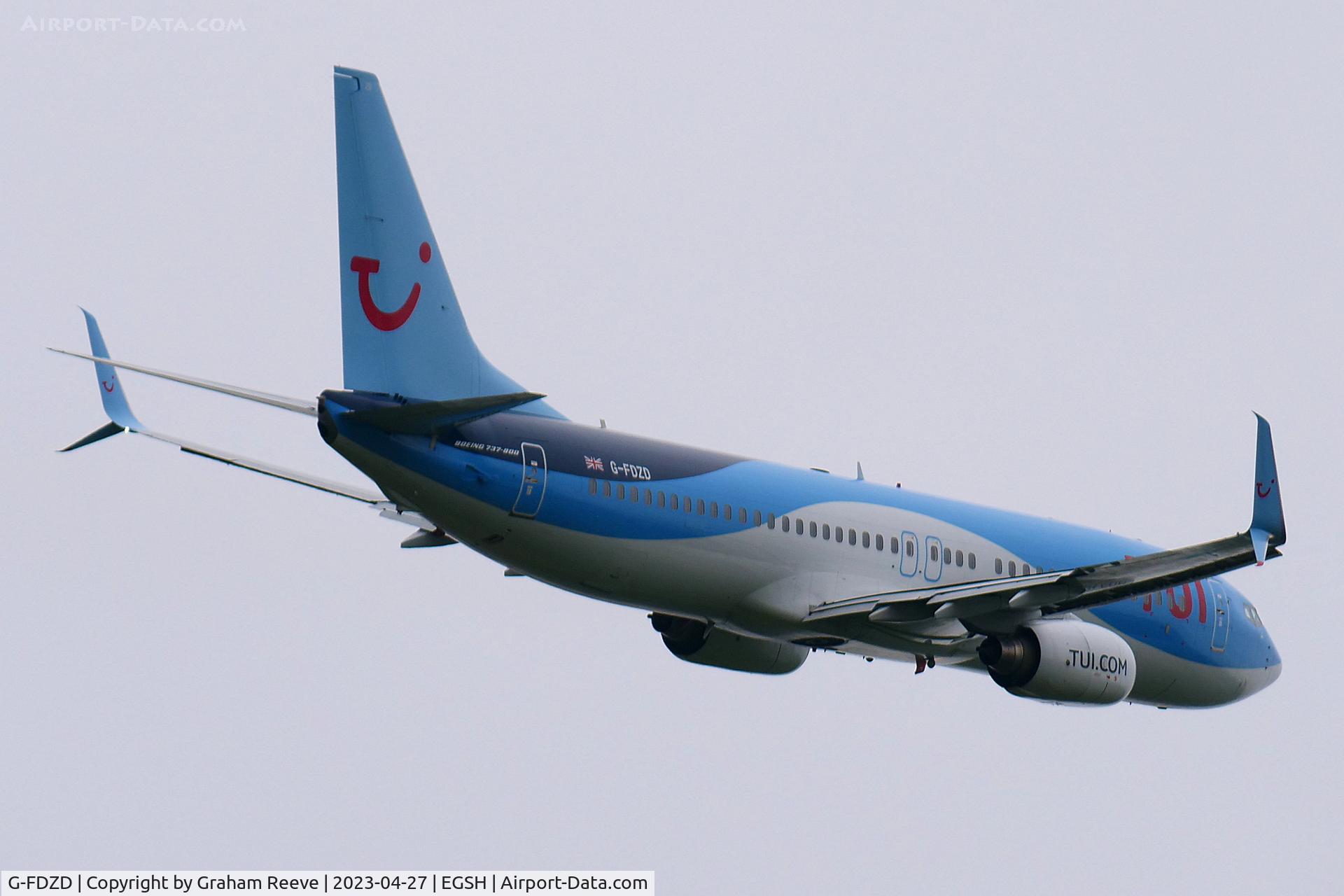 G-FDZD, 2007 Boeing 737-8K5 C/N 35132, Departing from Norwich.