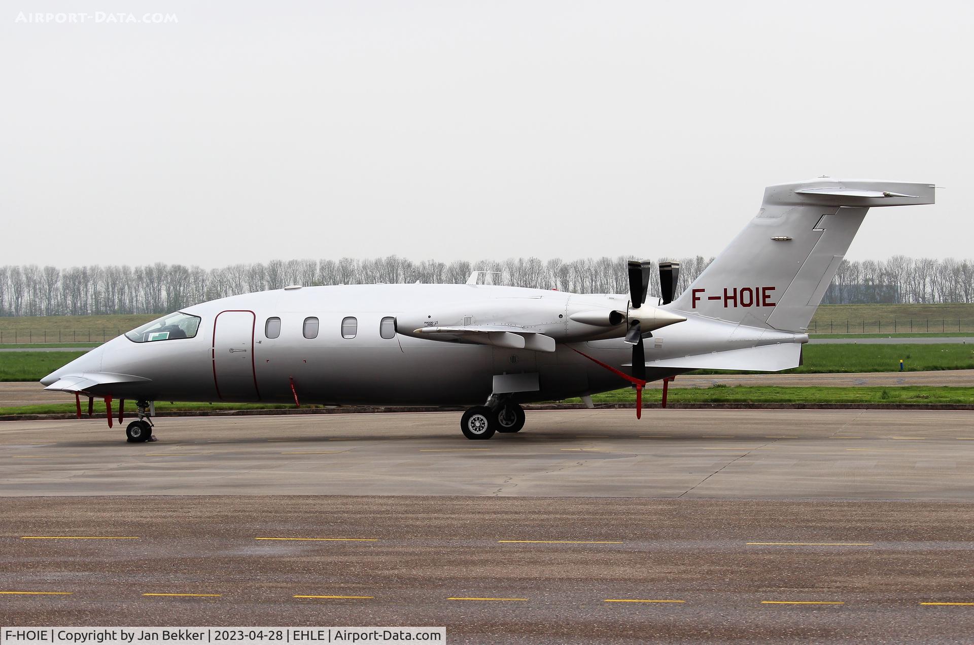 F-HOIE, 2011 Piaggio P-180 Avanti II C/N 1225, Lelystad Airport