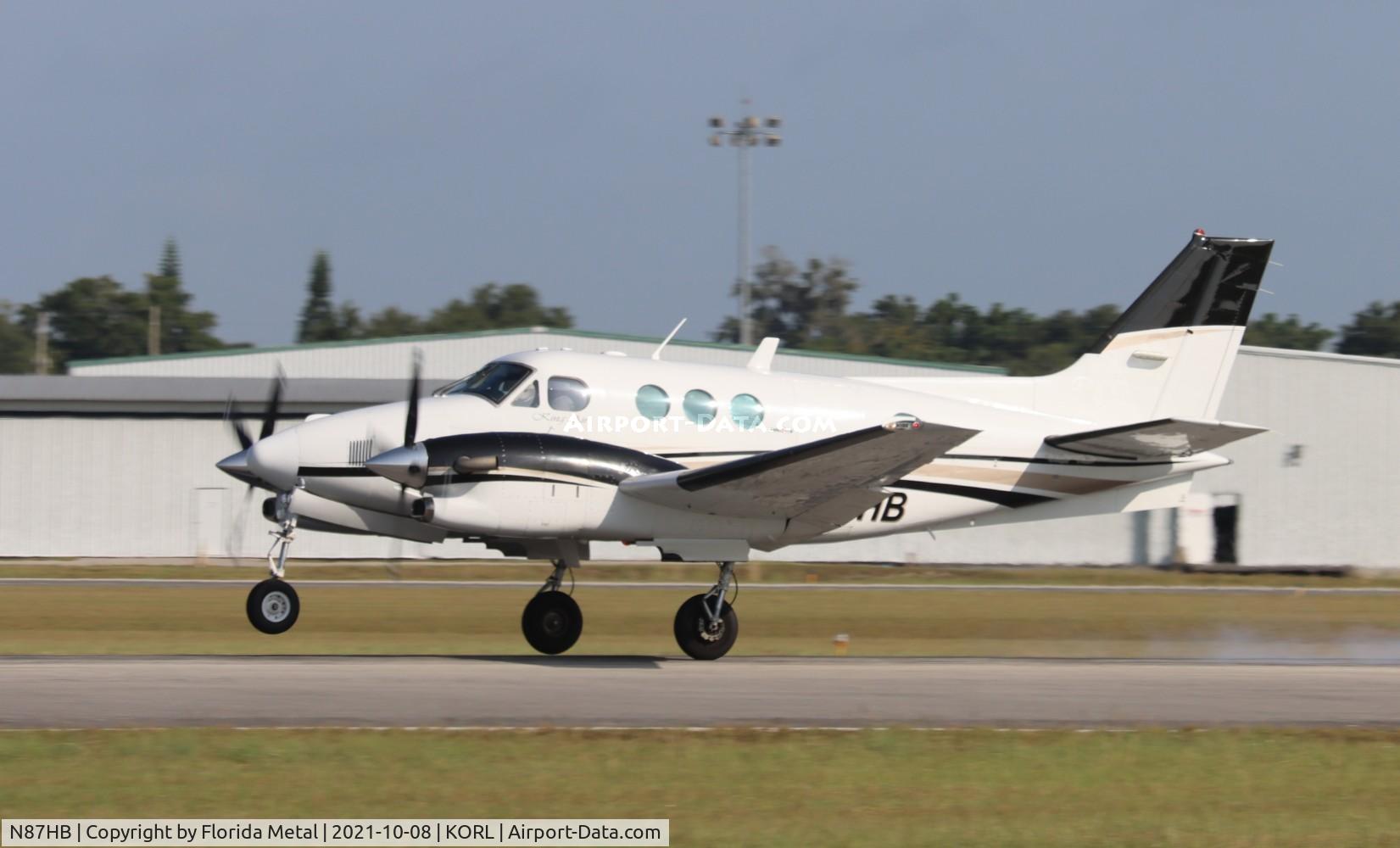 N87HB, 1990 Beech C90A King Air C/N LJ-1251, King Air C90 zx