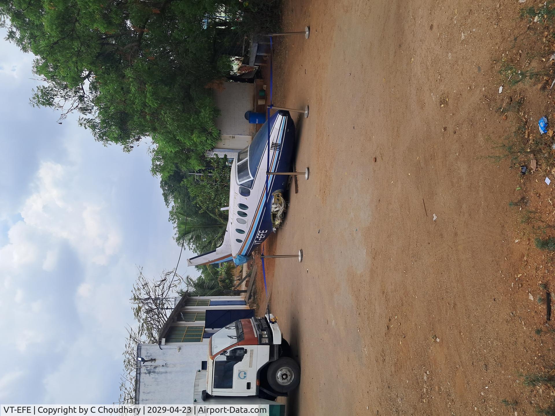 VT-EFE, Beechcraft King air 65-C90 C/N LJ-71, I found this aircraft in a scrapped condition beside  one tea stall at Coimbatore.