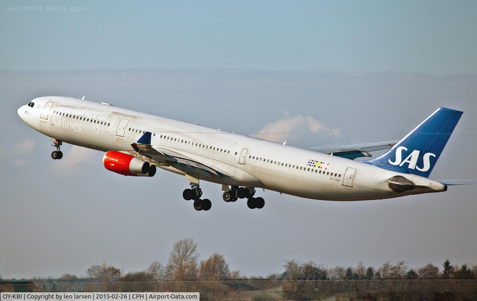 OY-KBI, 2001 Airbus A340-313X C/N 430, Copenhagen 26.2.2015