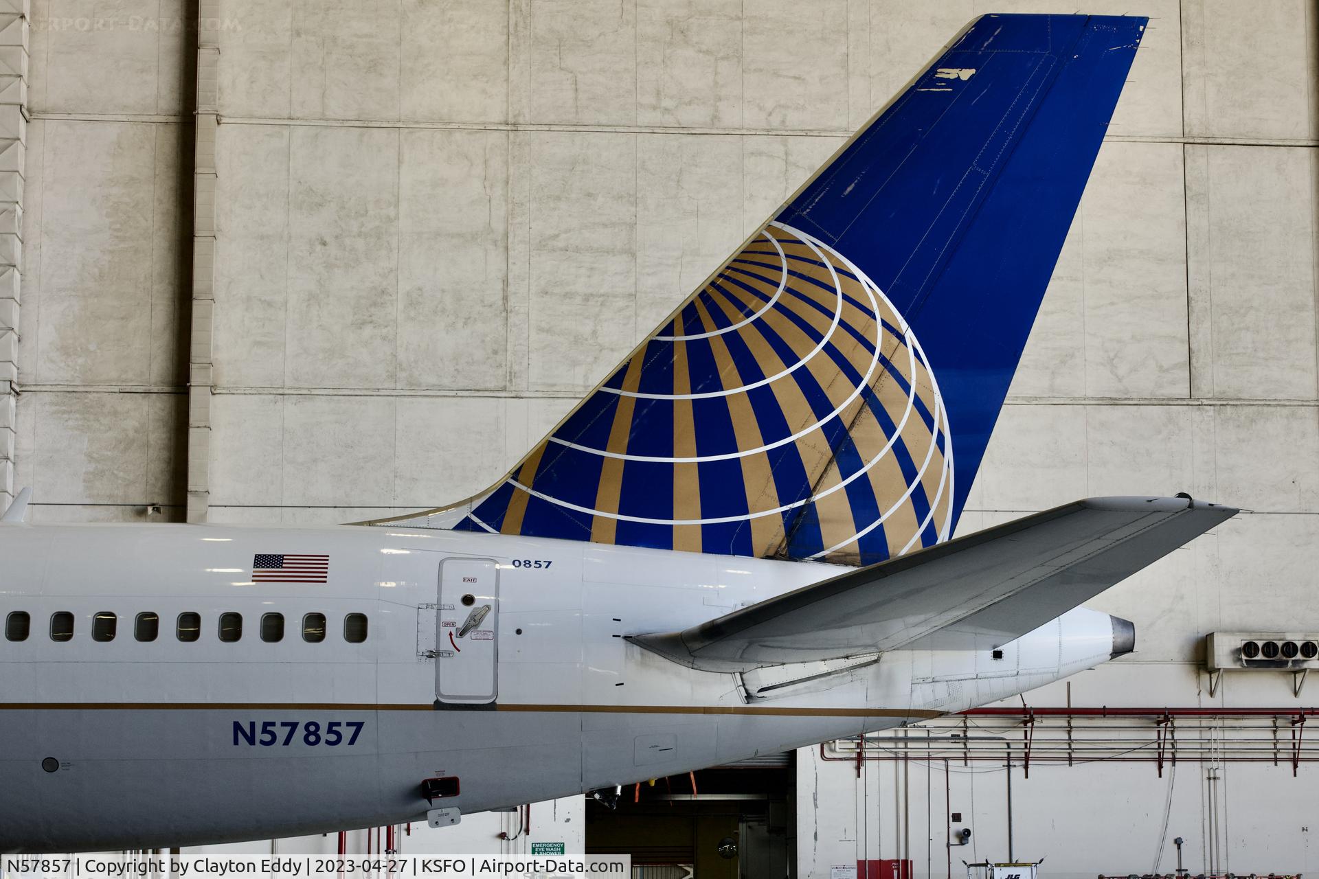 N57857, 2004 Boeing 757-324 C/N 32816, SFO 2023.