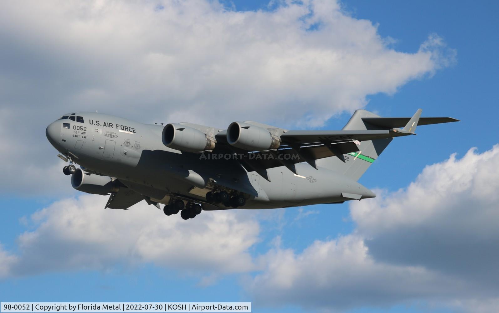 98-0052, 1998 Boeing C-17A Globemaster III C/N 50056/P-52, USAF C-17 zx