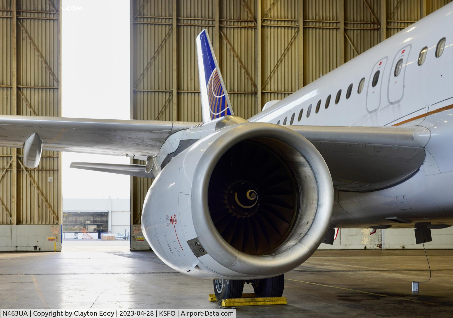 N463UA, 2000 Airbus A320-232 C/N 1282, IAE V2500 engine SfO 2023.