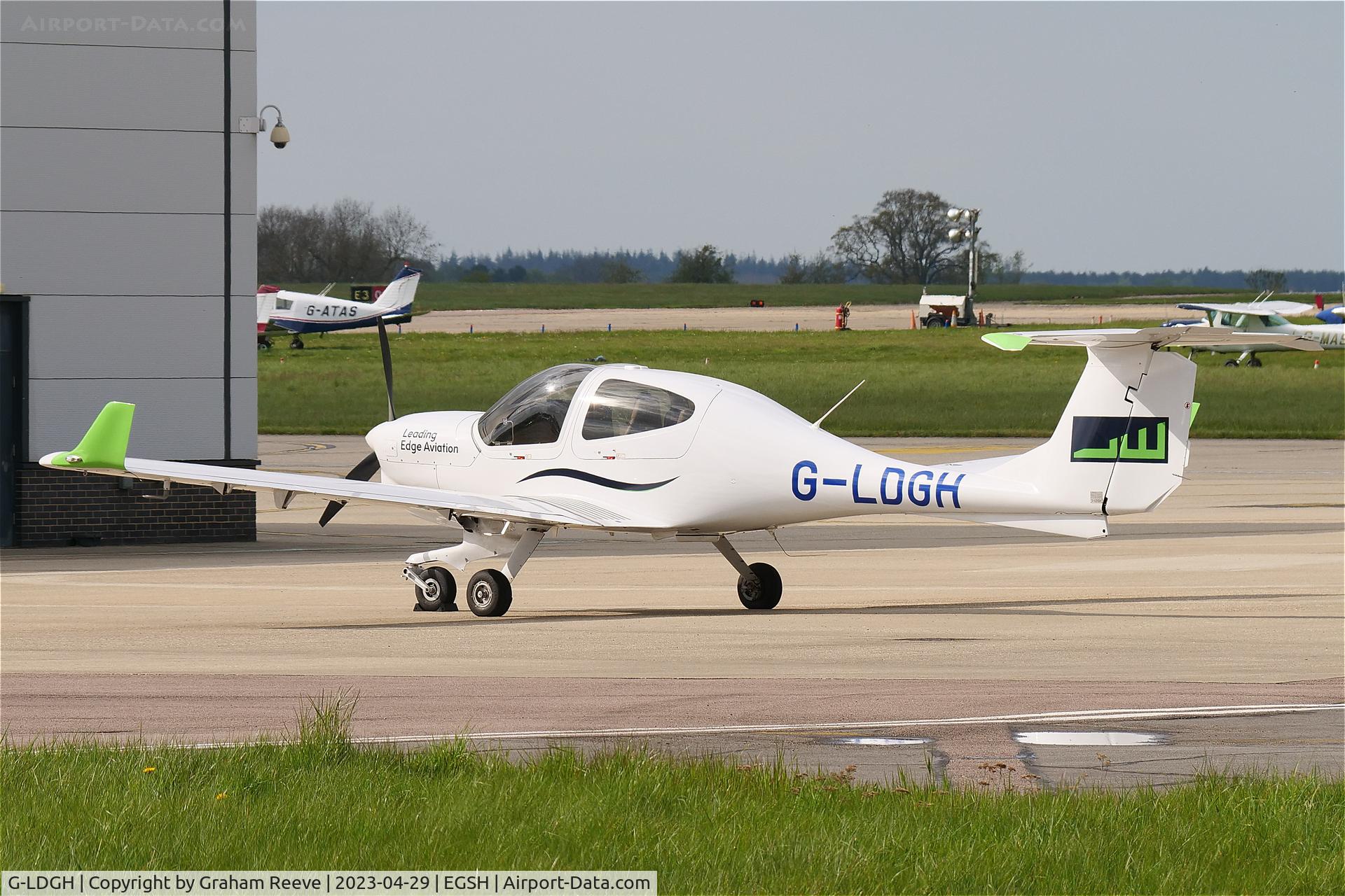 G-LDGH, 2021 Diamond DA-40 NG Diamond Star C/N 40.N559, Parked at Norwich.