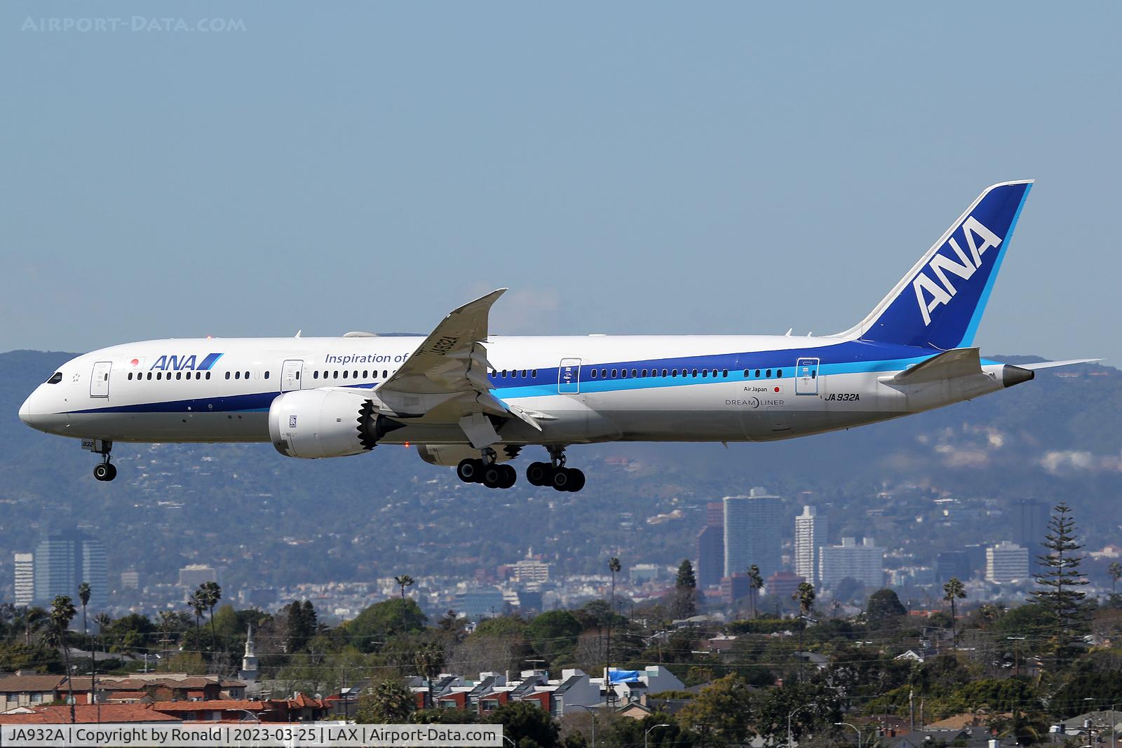 JA932A, 2020 Boeing 787-9 Dreamliner Dreamliner C/N 43866, at lax