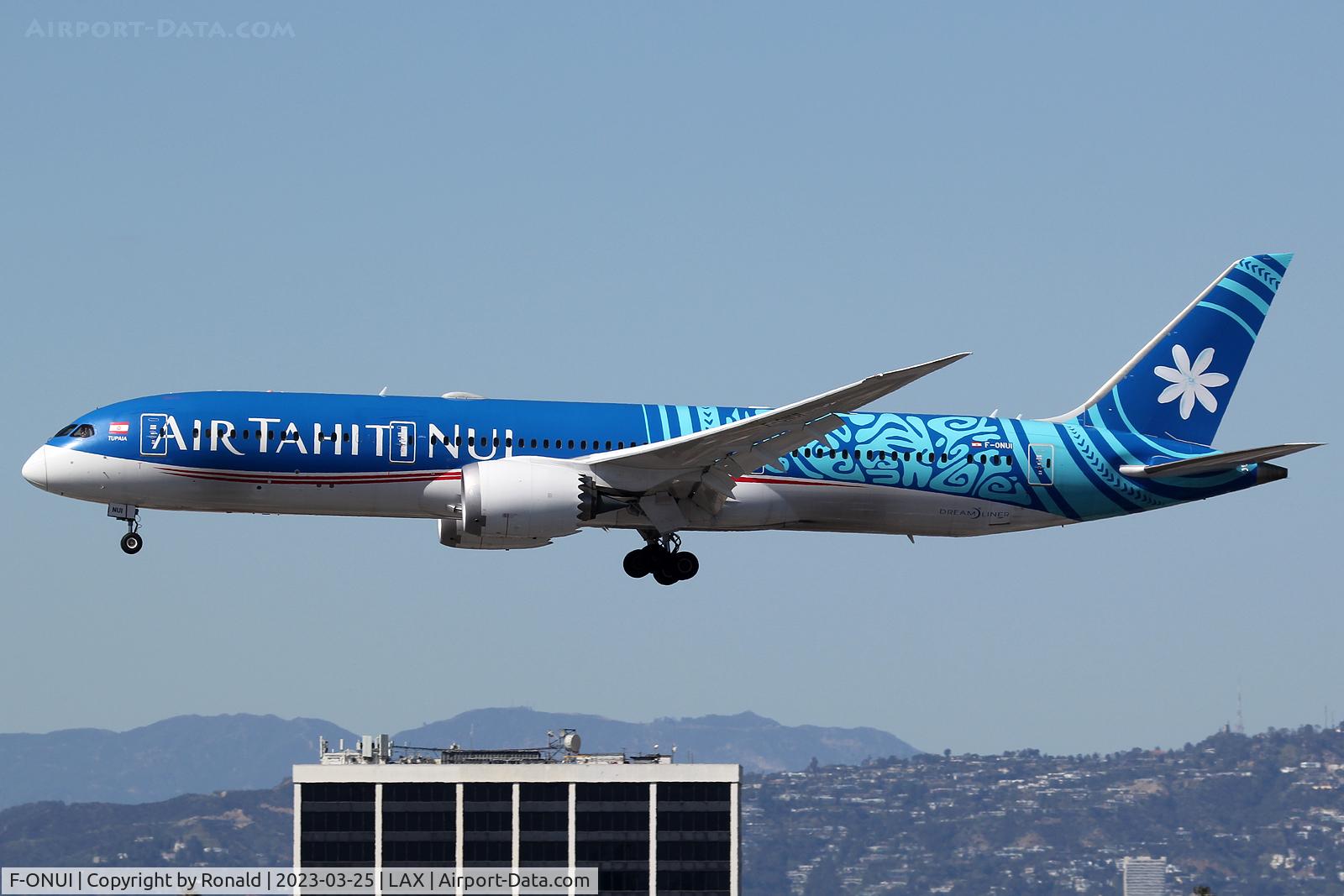 F-ONUI, 2018 Boeing 787-9 Dreamliner C/N 42116, at lax