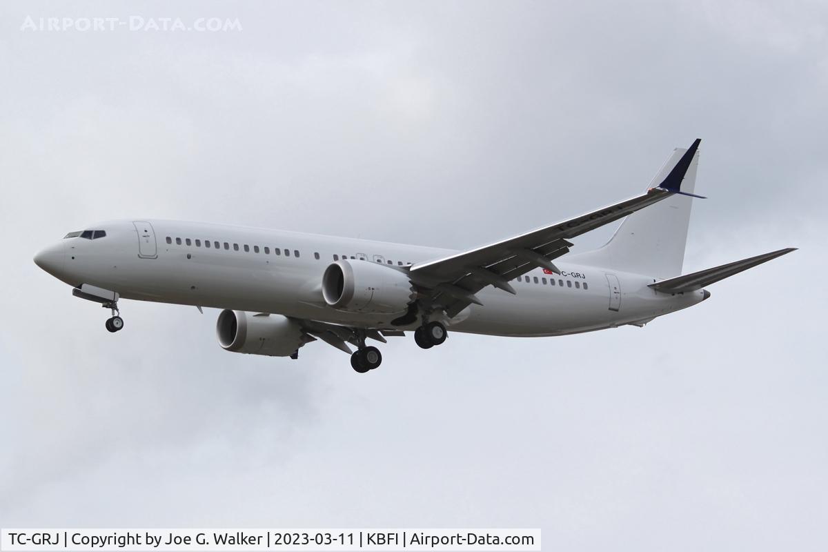 TC-GRJ, 2023 Boeing 737-8 MAX C/N 63563, Originally allocated to Blue Air but NTU. Aircraft still retains the winglets of that carrier. Seen arriving at KBFI after a pre-delivery test flight.