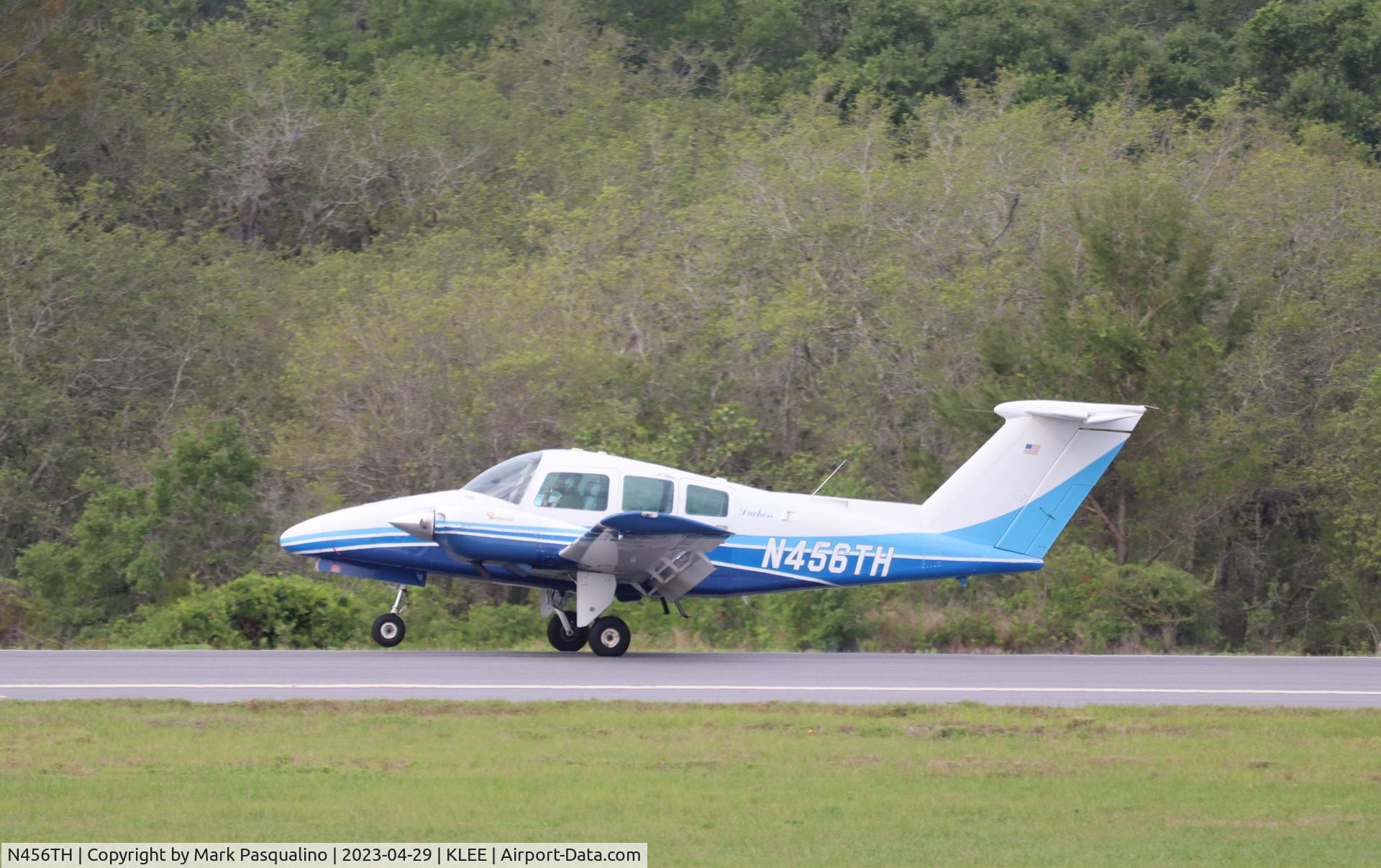 N456TH, 1980 Beech 76 Duchess C/N ME-319, Beech 76
