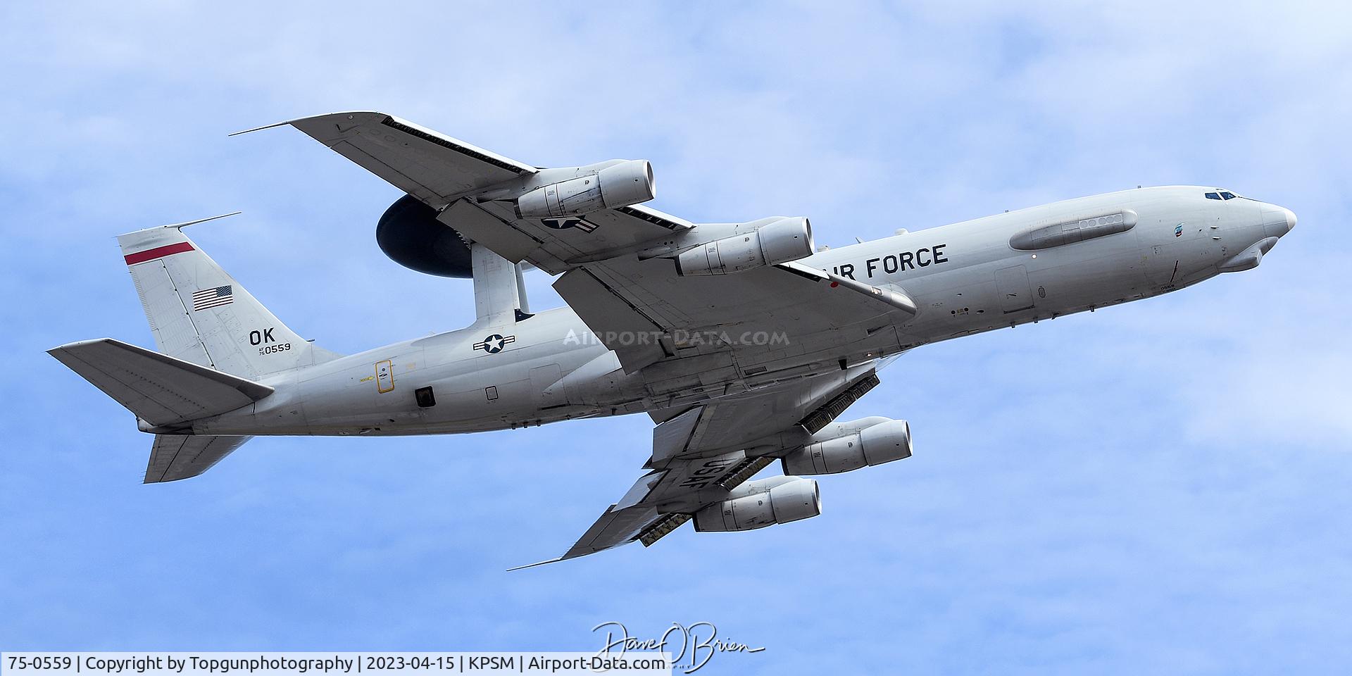 75-0559, 1975 Boeing E-3B Sentry C/N 21209, SCOUT70 working RW16