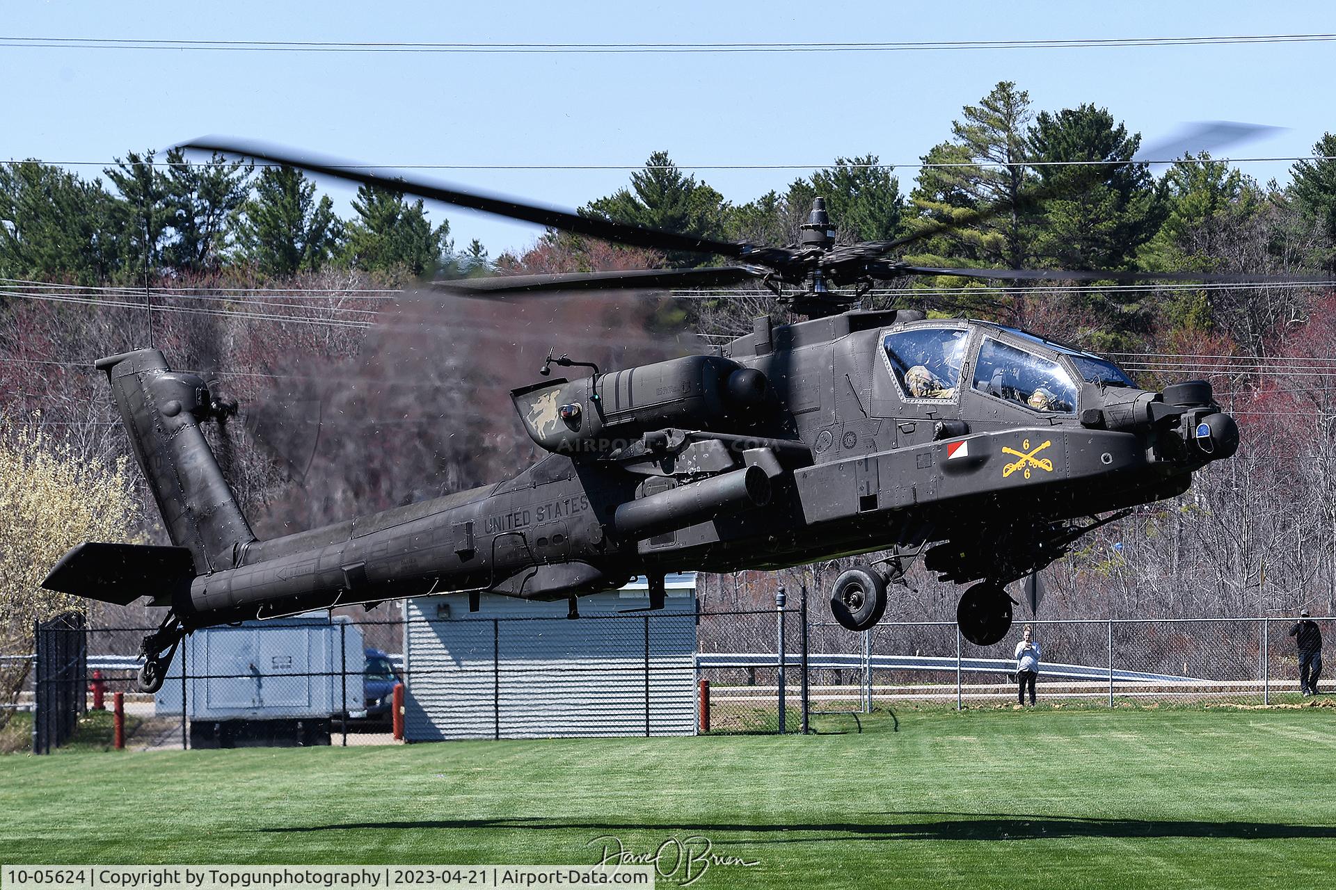 10-05624, 2011 Boeing AH-64D Longbow Apache C/N PVD624, Guard5624 off from the practice field of Spaulding HS in NH