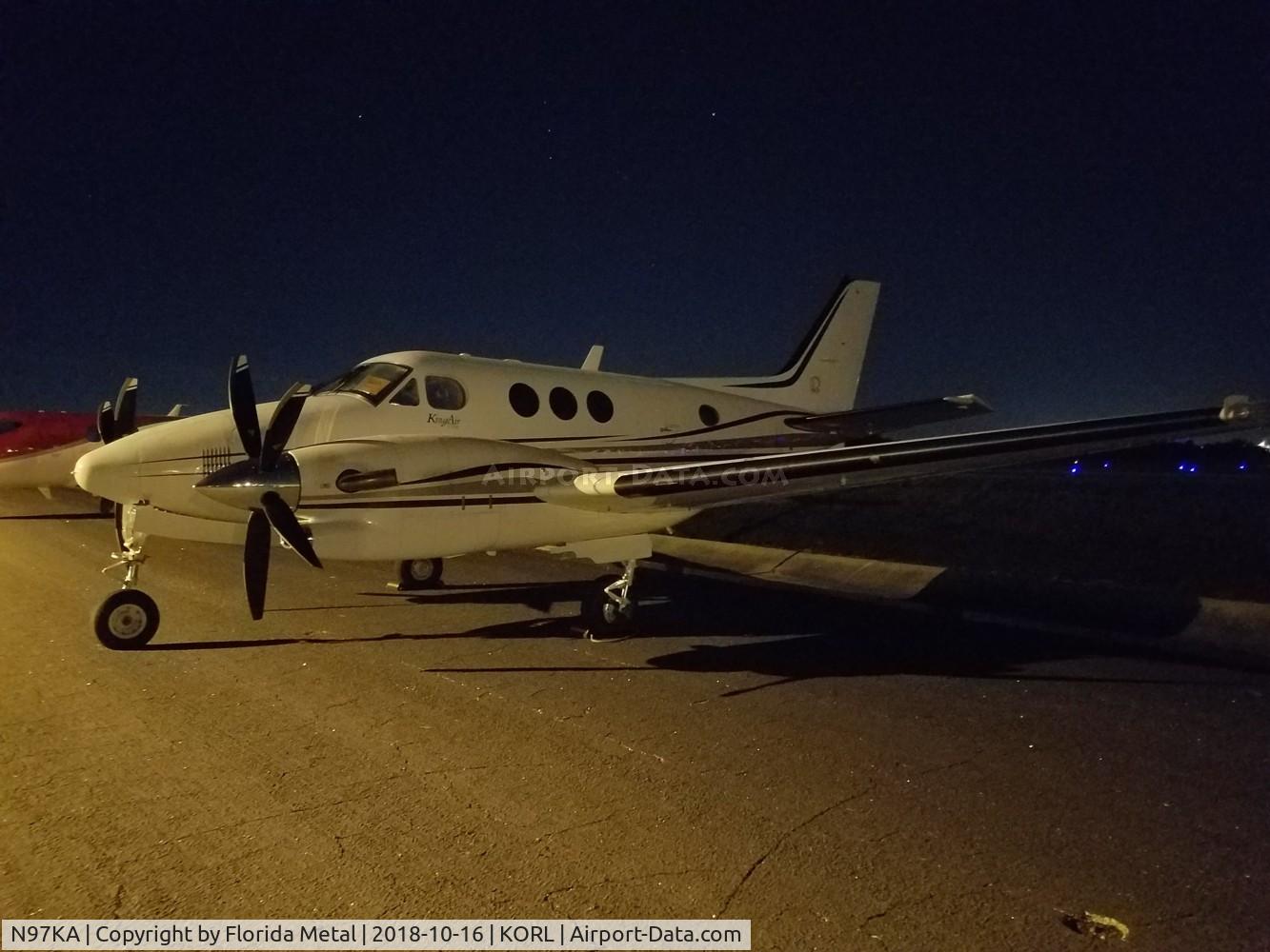 N97KA, 1997 Raytheon Aircraft Company C90A C/N LJ-1469, King Air C90 zx