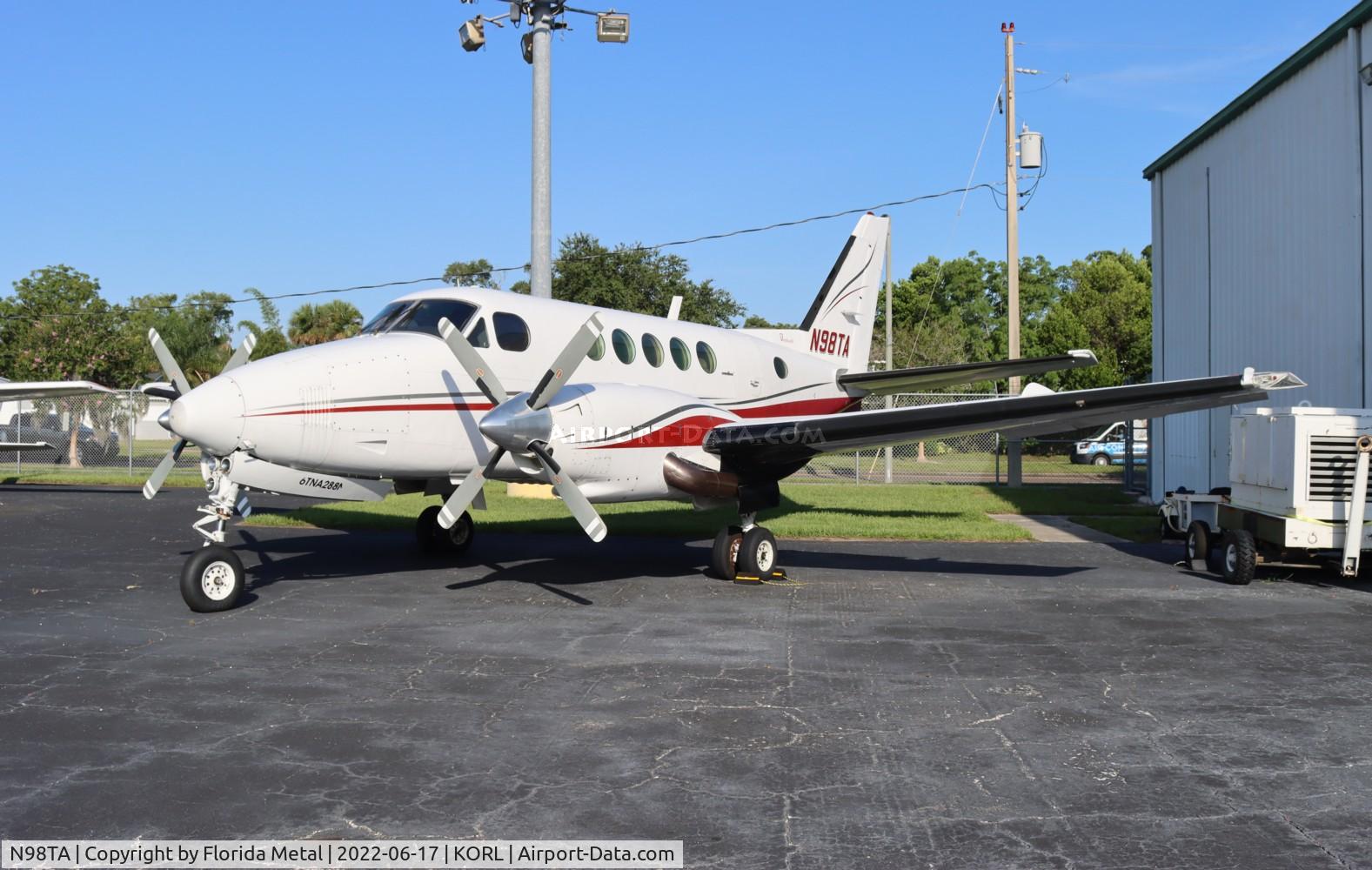 N98TA, 1978 Beech B100 King Air King Air C/N BE-56, King Air 100 zx
