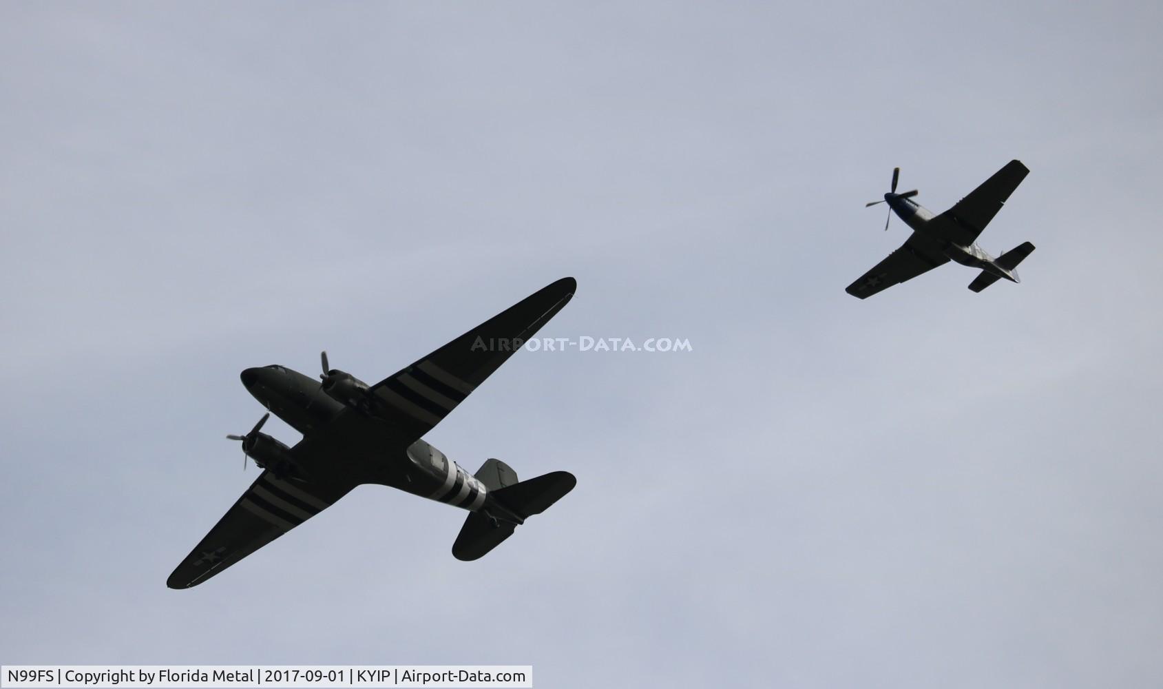 N99FS, Douglas DC-3 (C-47A) C/N 12425, Thunder Over Michigan 2017 zx