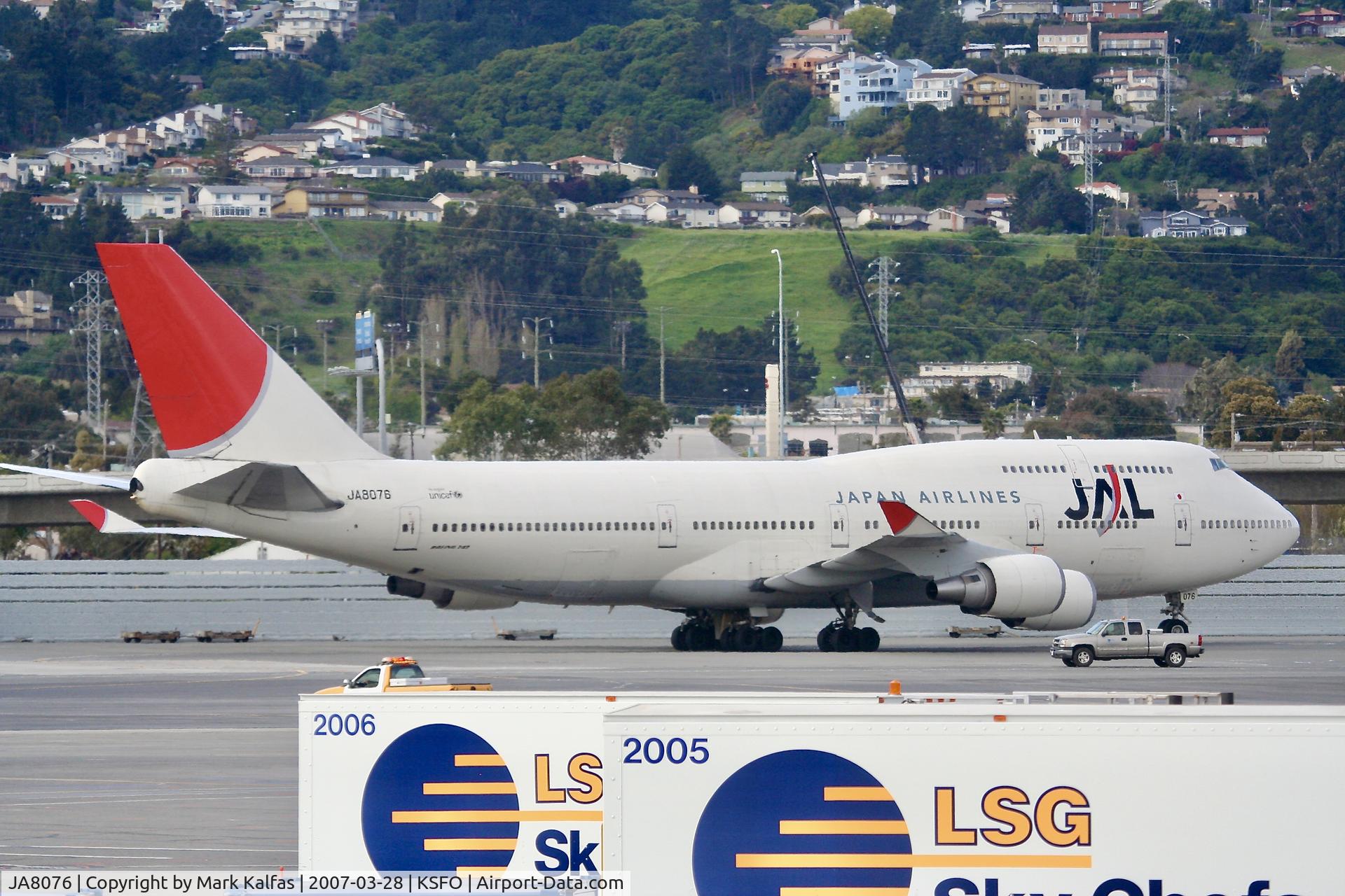 JA8076, 1990 Boeing 747-446 C/N 24777, Japan Airlines Boeing 747-446, JA8076 at SFO.