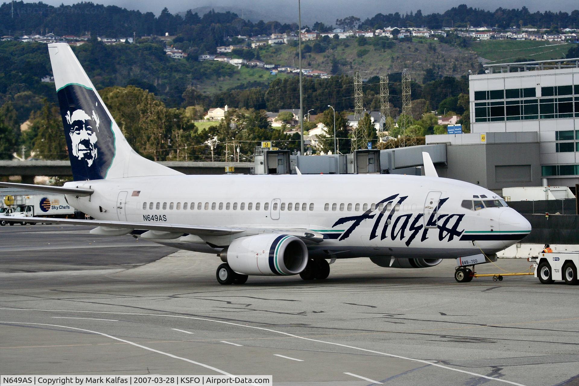 N649AS, 2003 Boeing 737-790 C/N 30663, Alaska Airlines Boeing 737-790, N643AS at SFO.