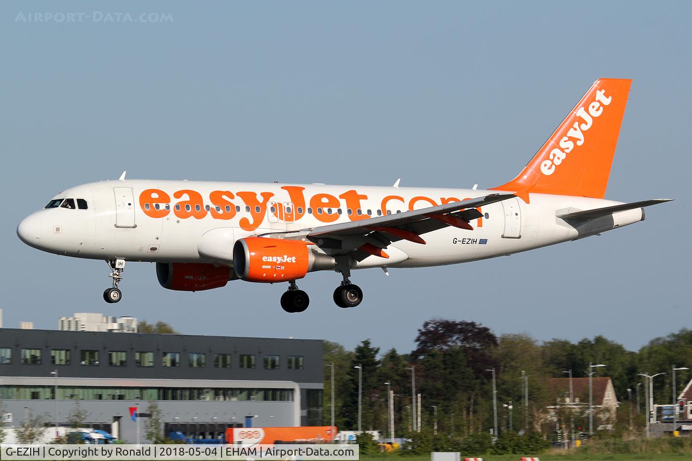 G-EZIH, 2005 Airbus A319-111 C/N 2463, at spl