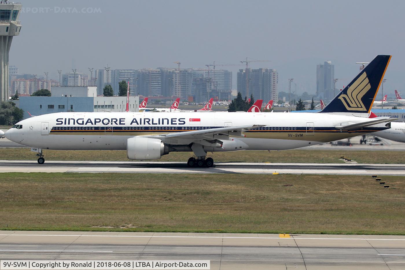 9V-SVM, 2003 Boeing 777-212/ER C/N 30874, at ist