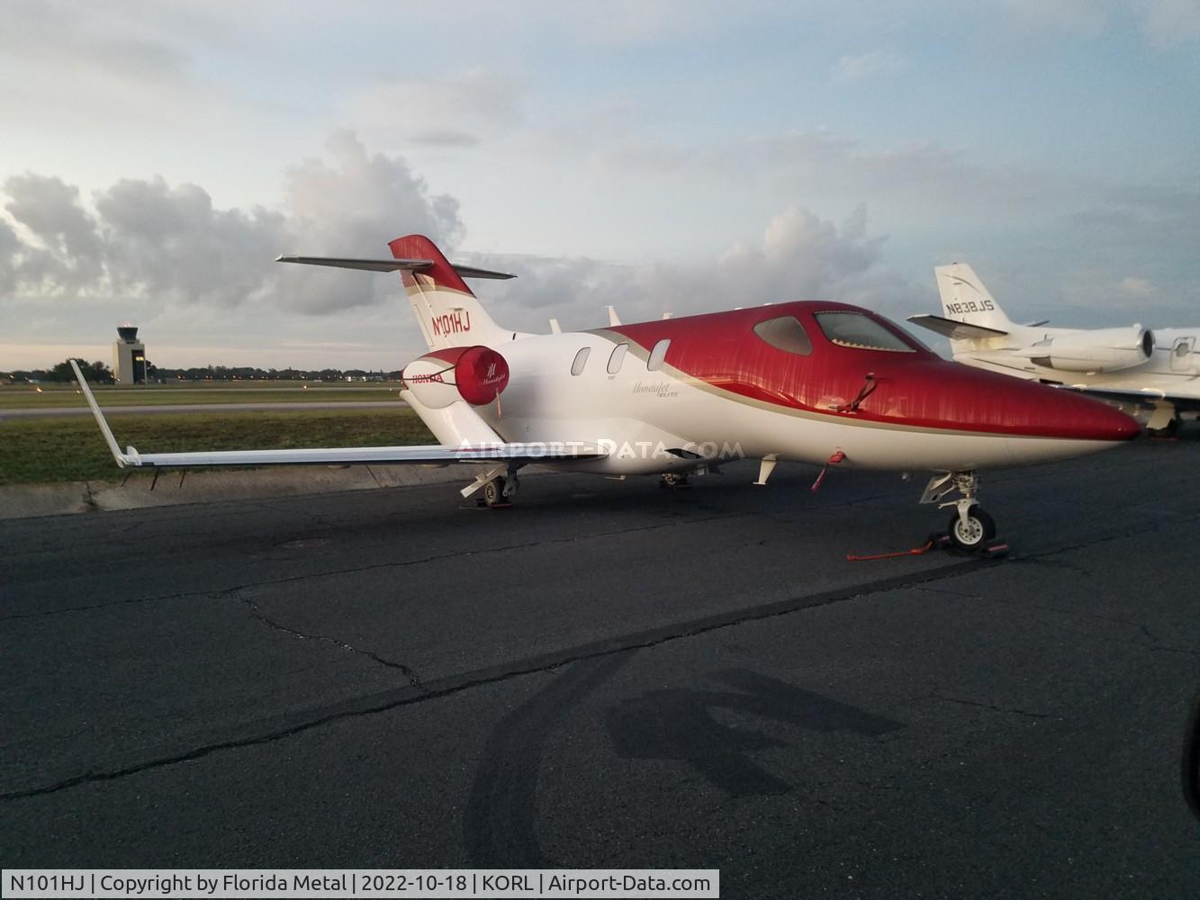 N101HJ, 2022 Honda HA-420 Hondajet C/N 42000139, HA-420 zx