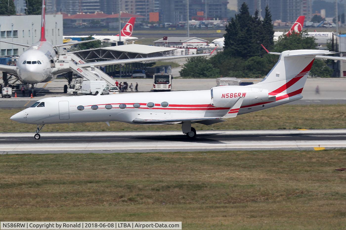 N586RW, 2013 Gulfstream Aerospace GV-SP (G550) C/N 5448, at ist