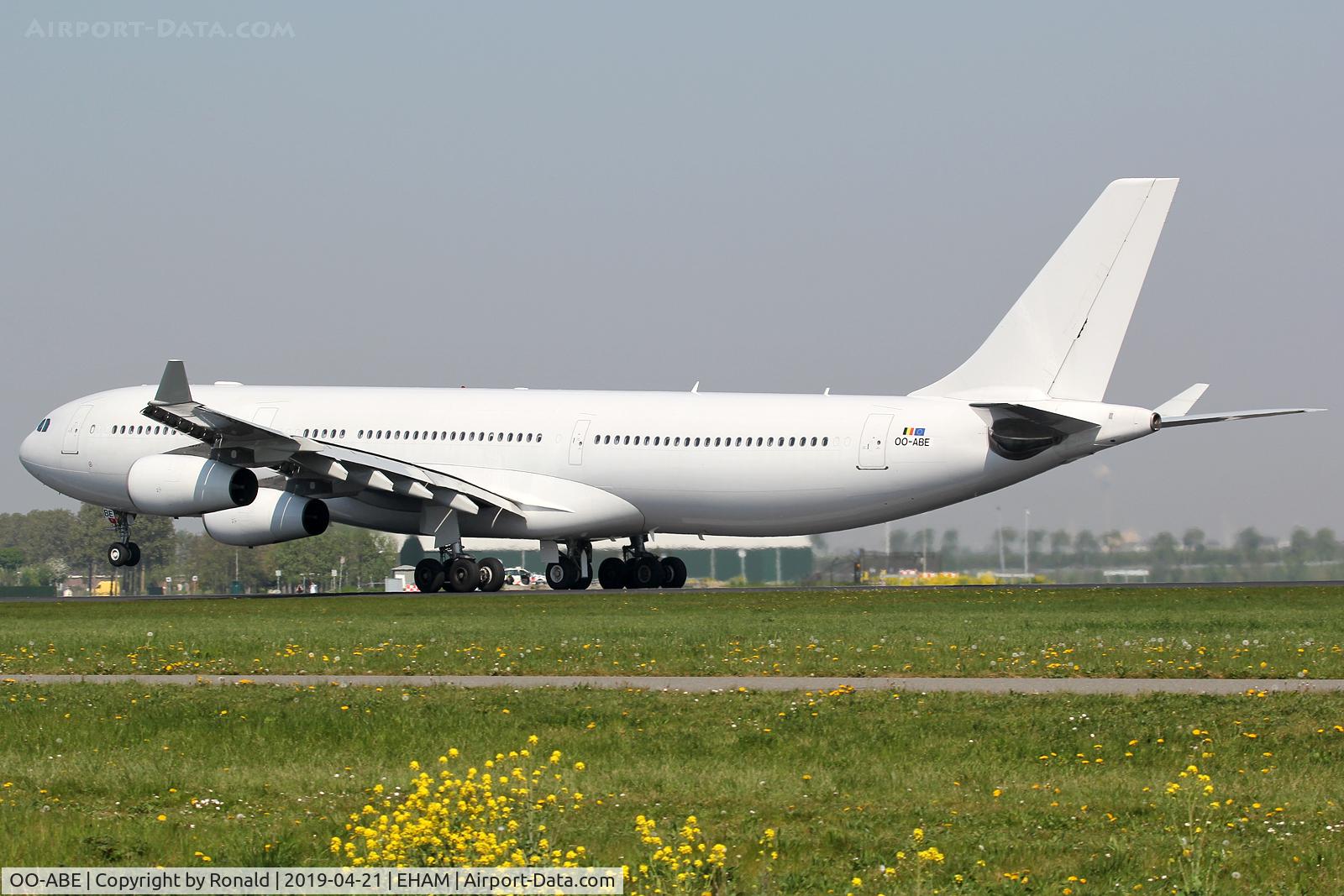 OO-ABE, 2008 Airbus A340-313E C/N 938, at spl
