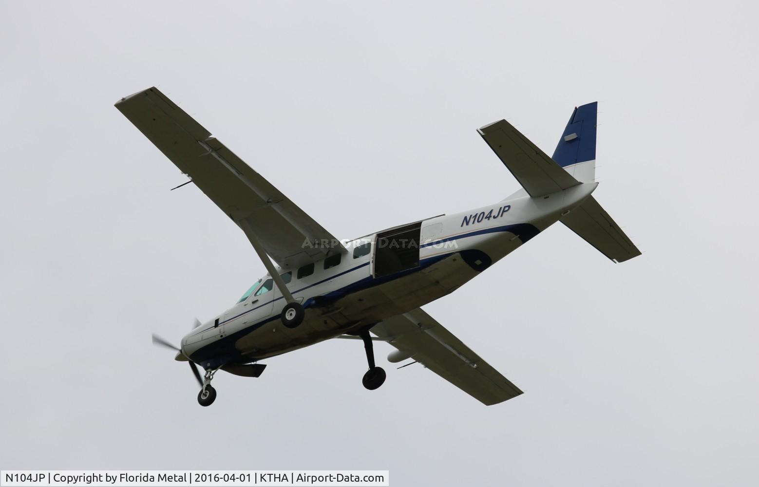 N104JP, 1992 Cessna 208B Grand Caravan C/N 208B-0311, C208 zx