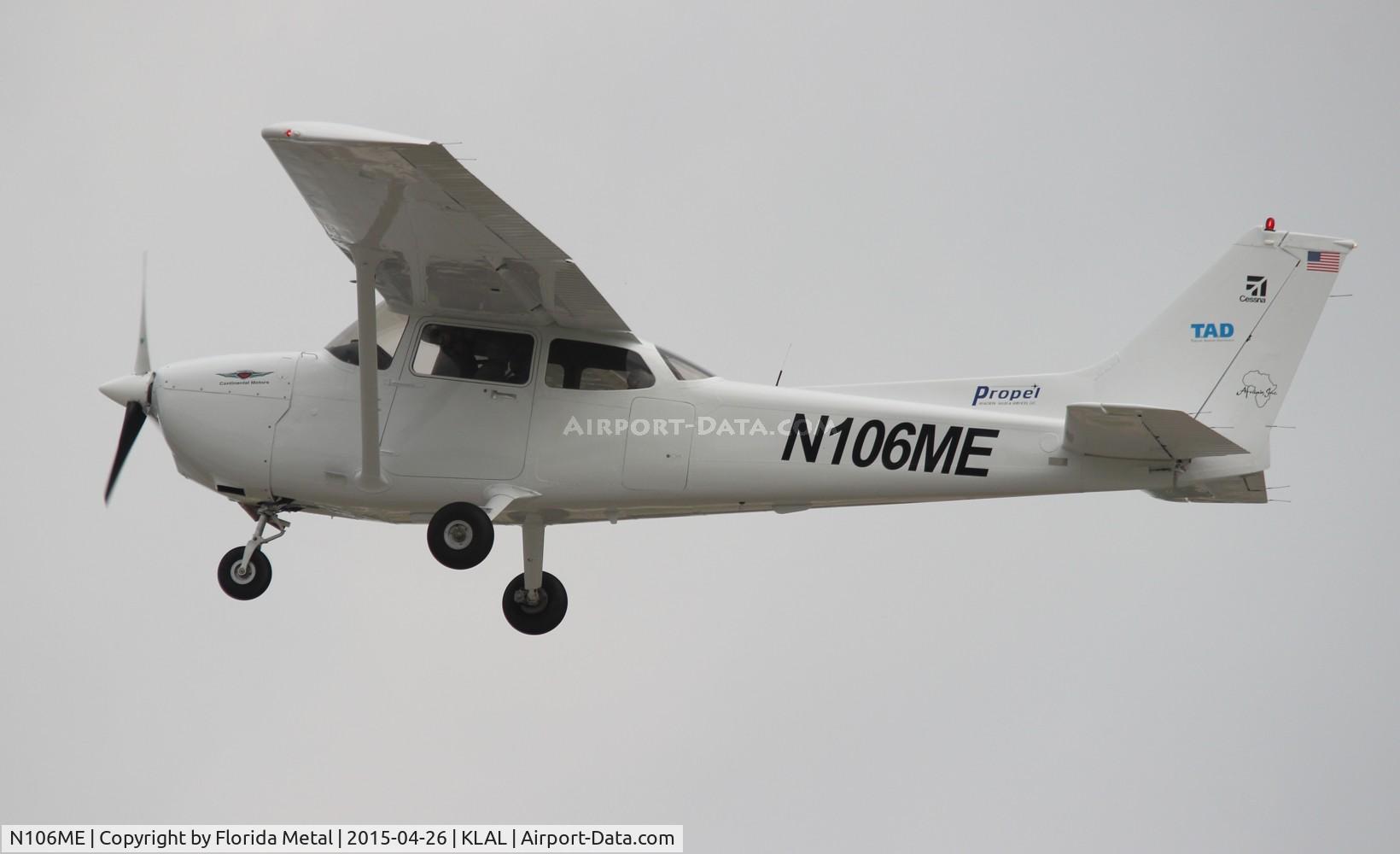 N106ME, 2000 Cessna 172S C/N 172S8479, C172S zx