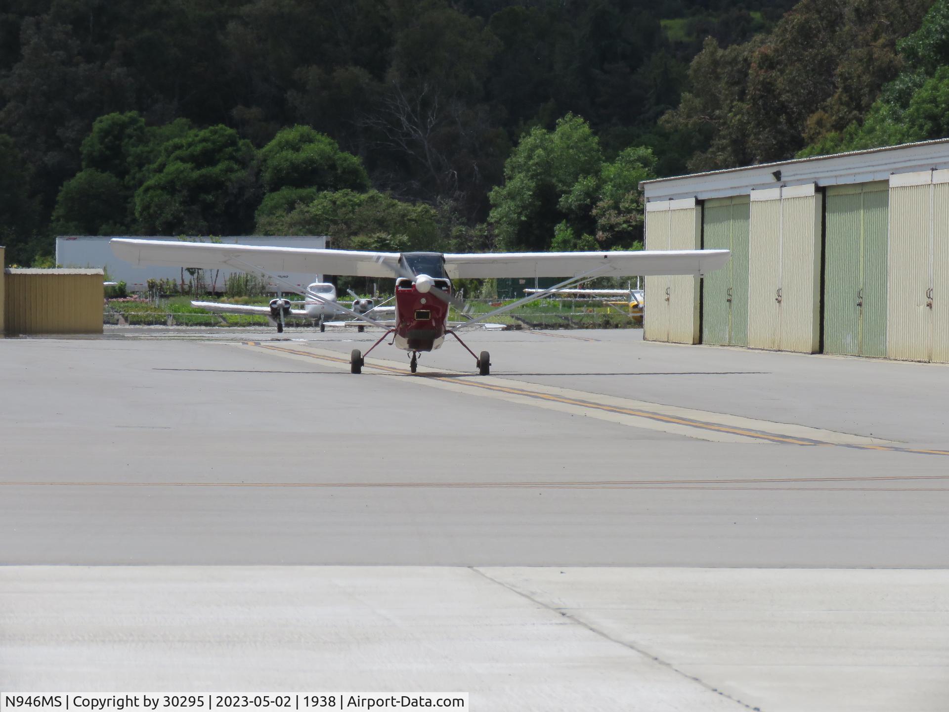 N946MS, 2015 American Champion 7ECA Aurora Citabria C/N 1411-2015, Starting up